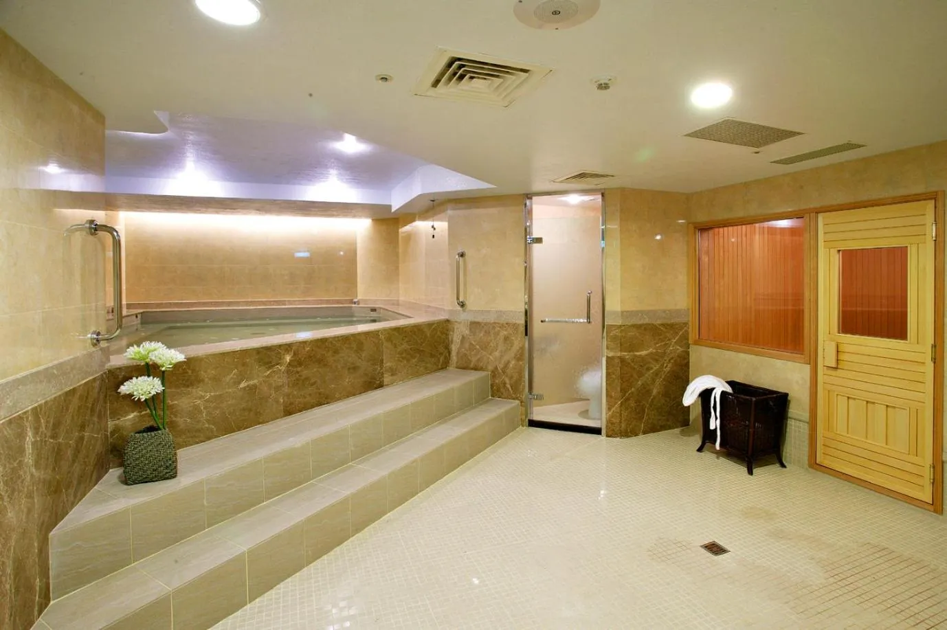 Fitness centre/facilities in Evergreen Laurel Hotel - Taichung