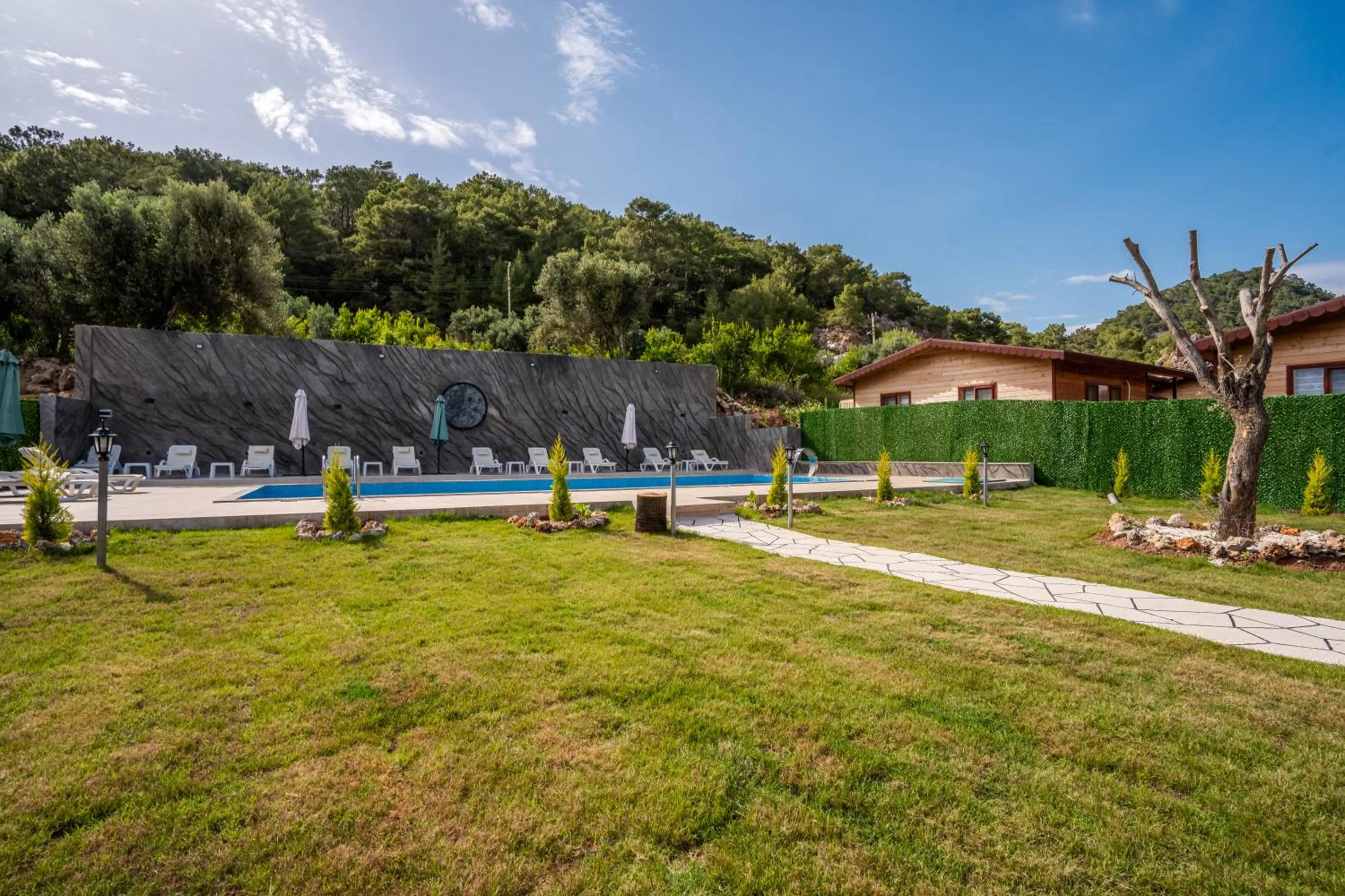 Garden in Karaöz Sapphire Bungalows