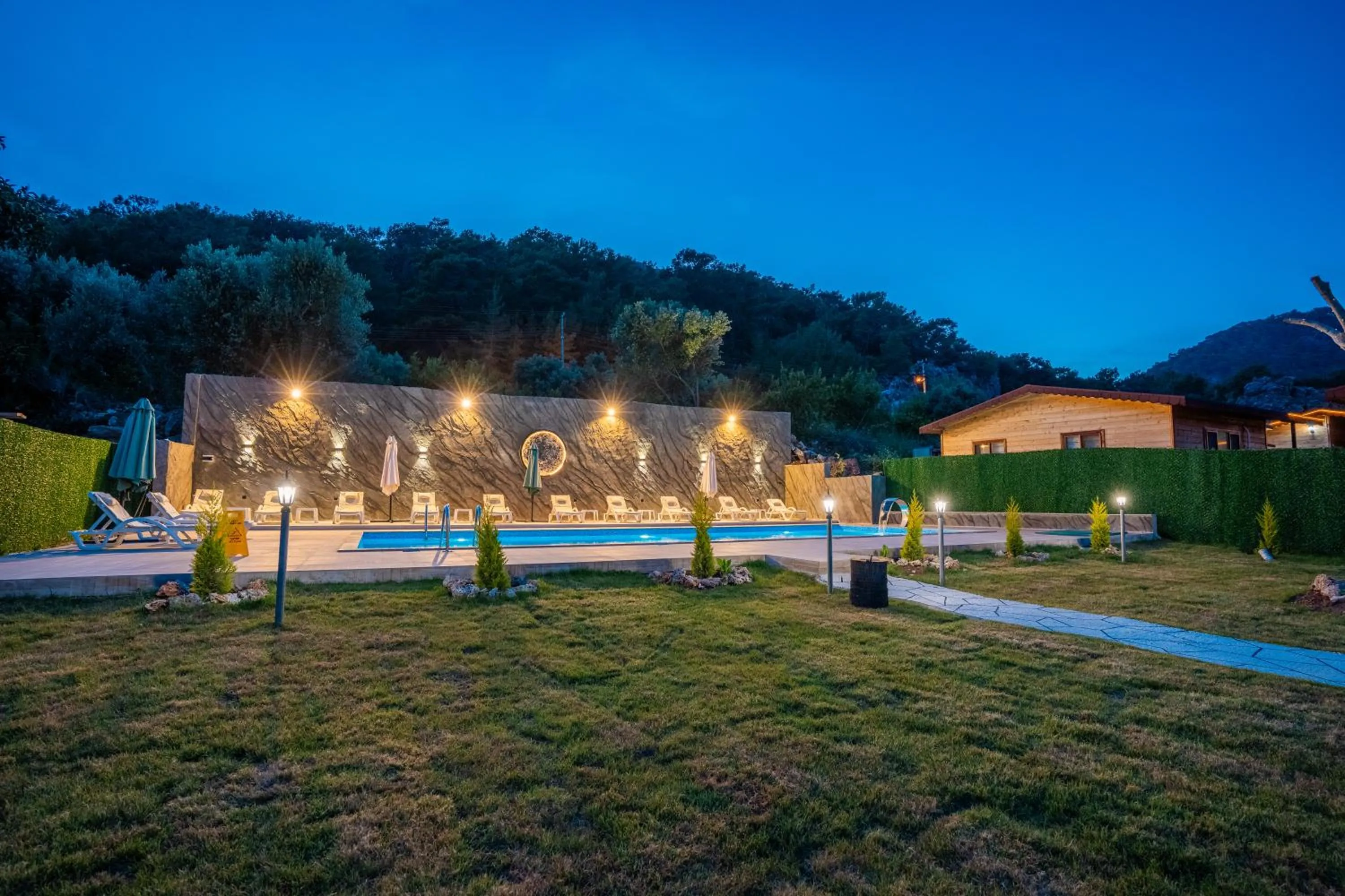 Garden in Karaöz Sapphire Bungalows