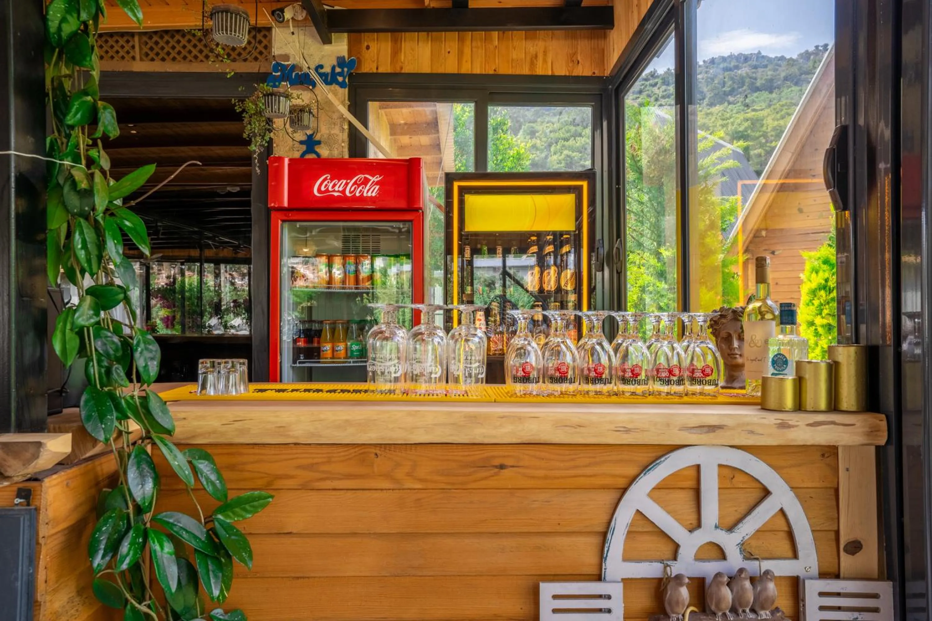 Restaurant/places to eat in Karaöz Sapphire Bungalows