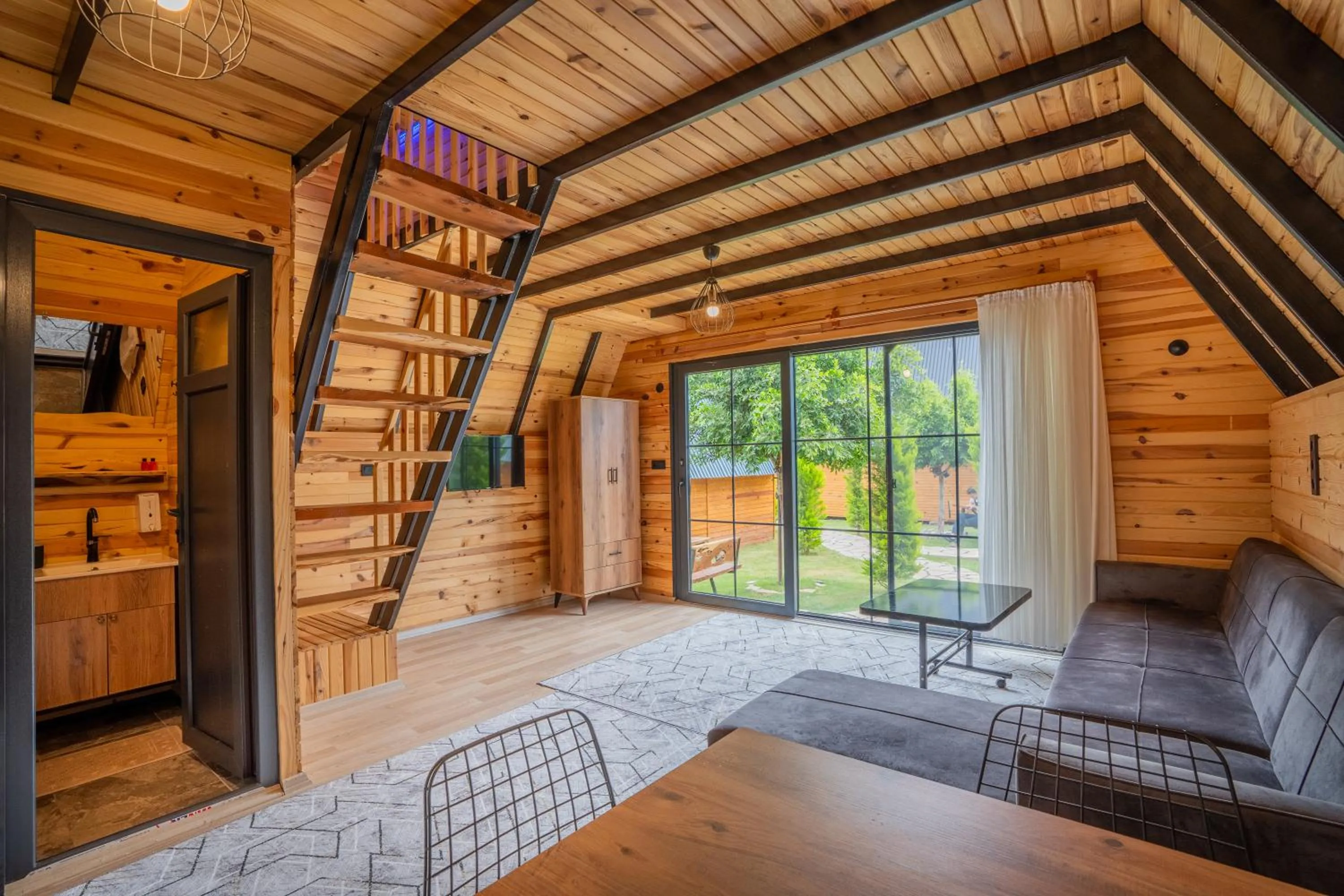 Living room in Karaöz Sapphire Bungalows