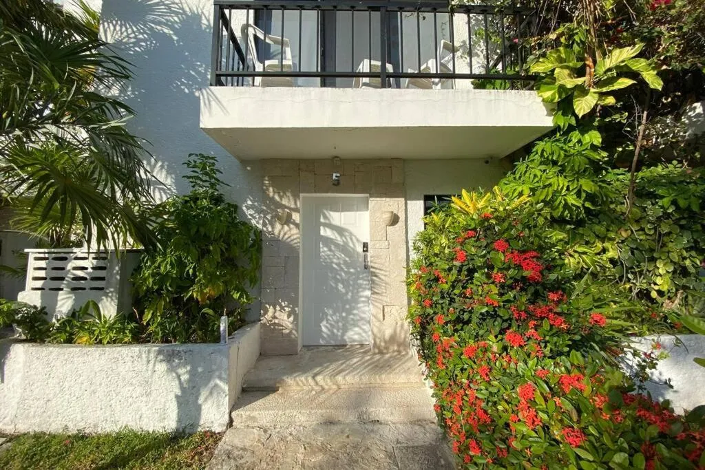 Sole & Mare by Andiani Travel