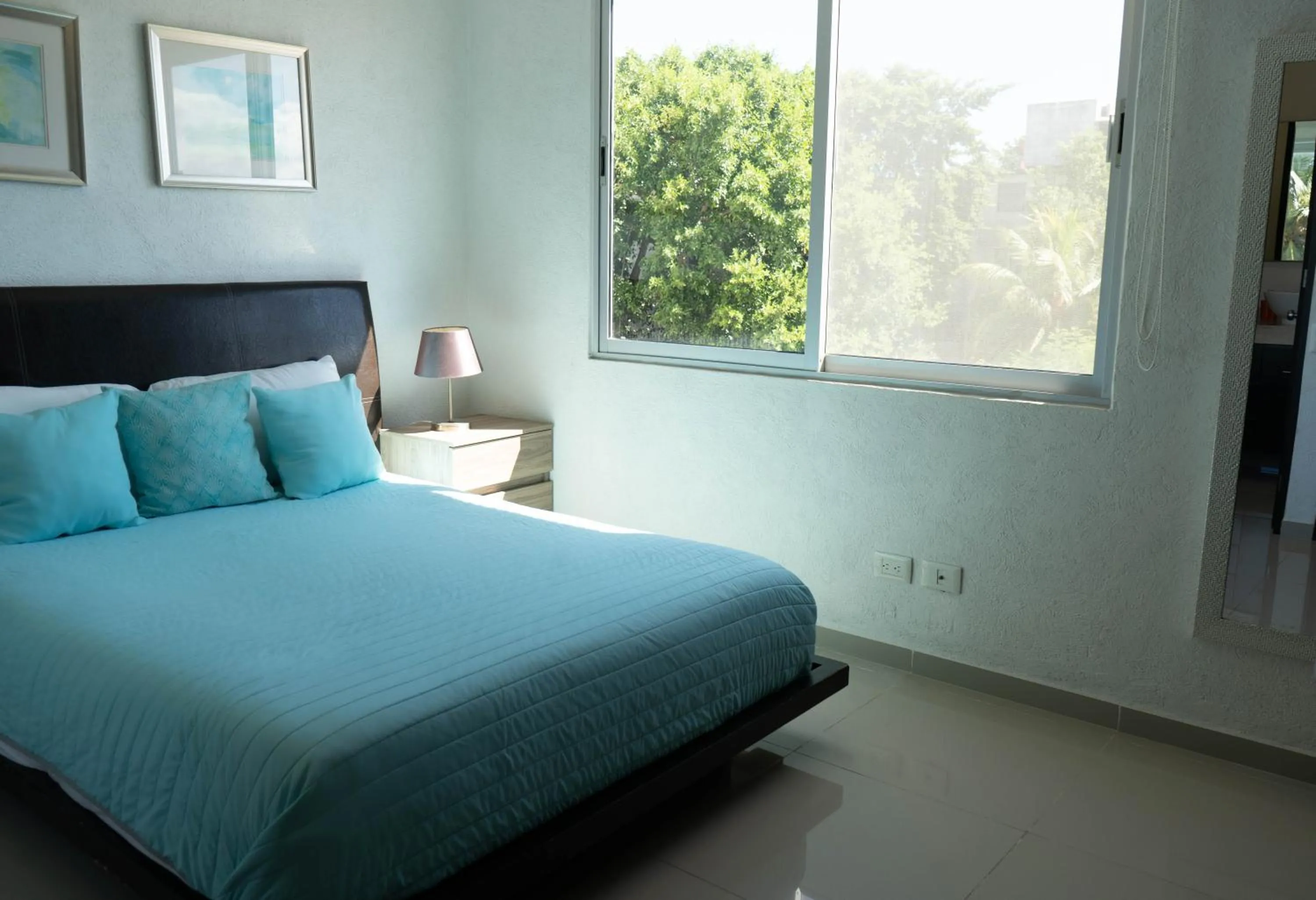 Bed in Yikal Suites by Andiani Travel