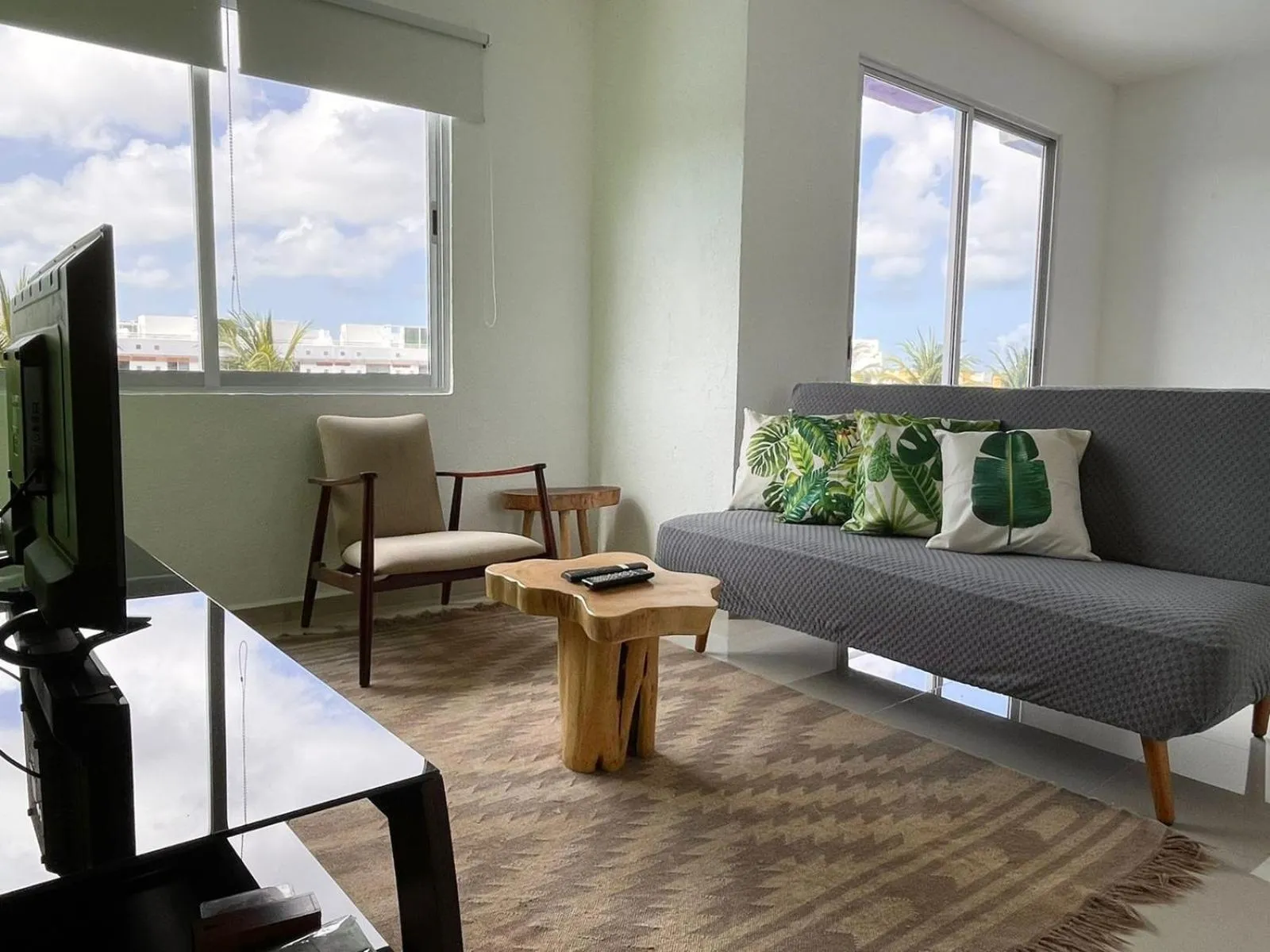 TV and multimedia in Yikal Suites by Andiani Travel