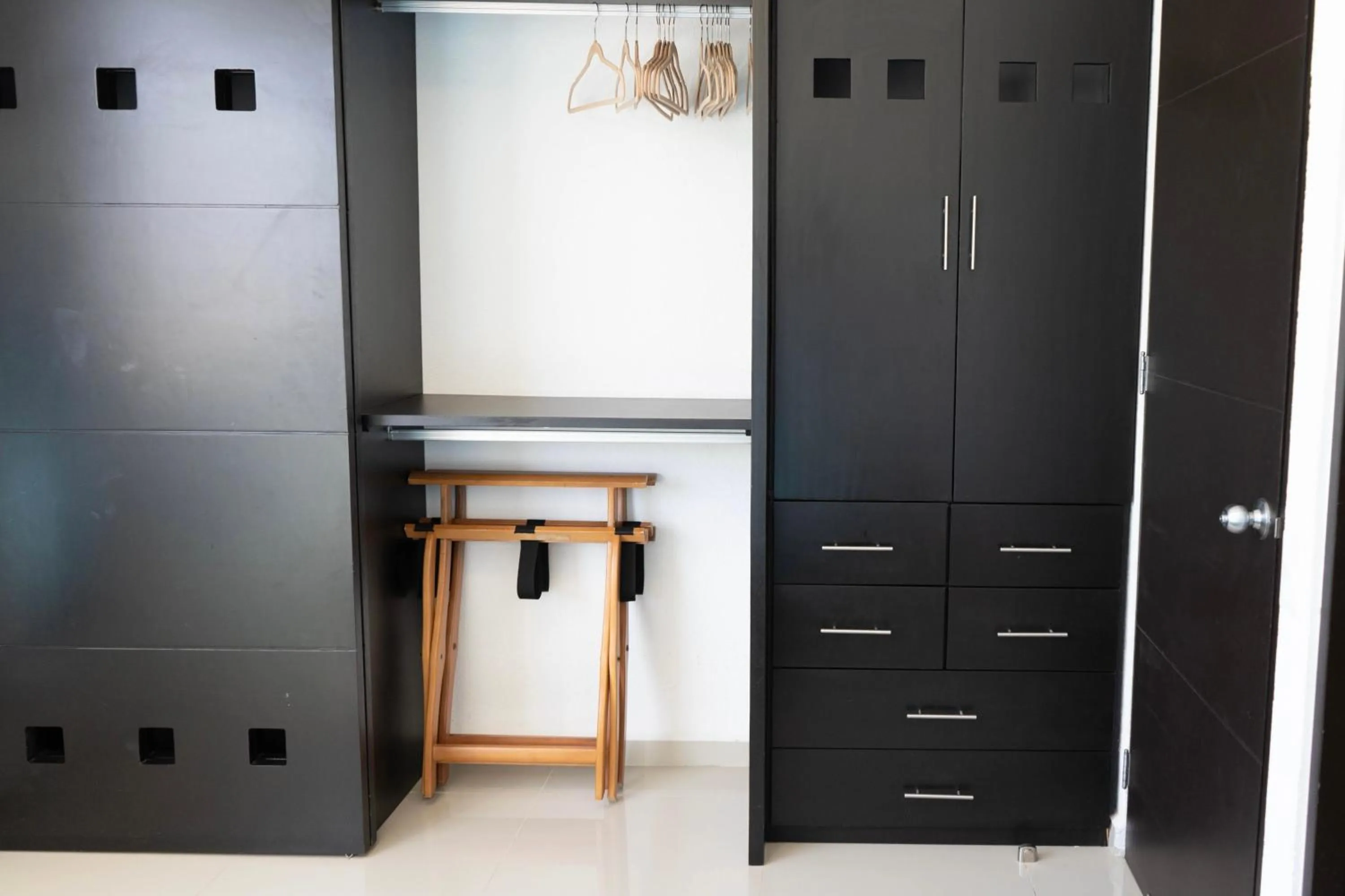 wardrobe in Yikal Suites by Andiani Travel