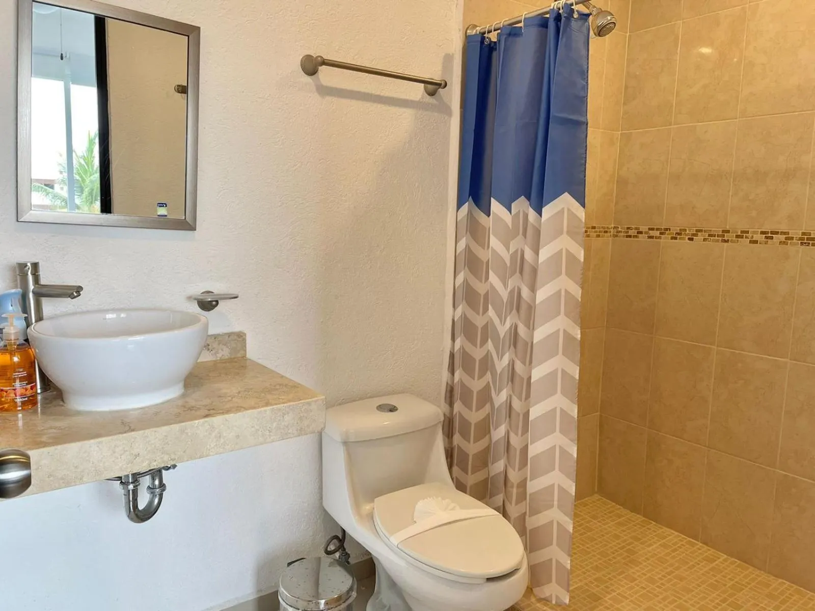 Shower in Yikal Suites by Andiani Travel
