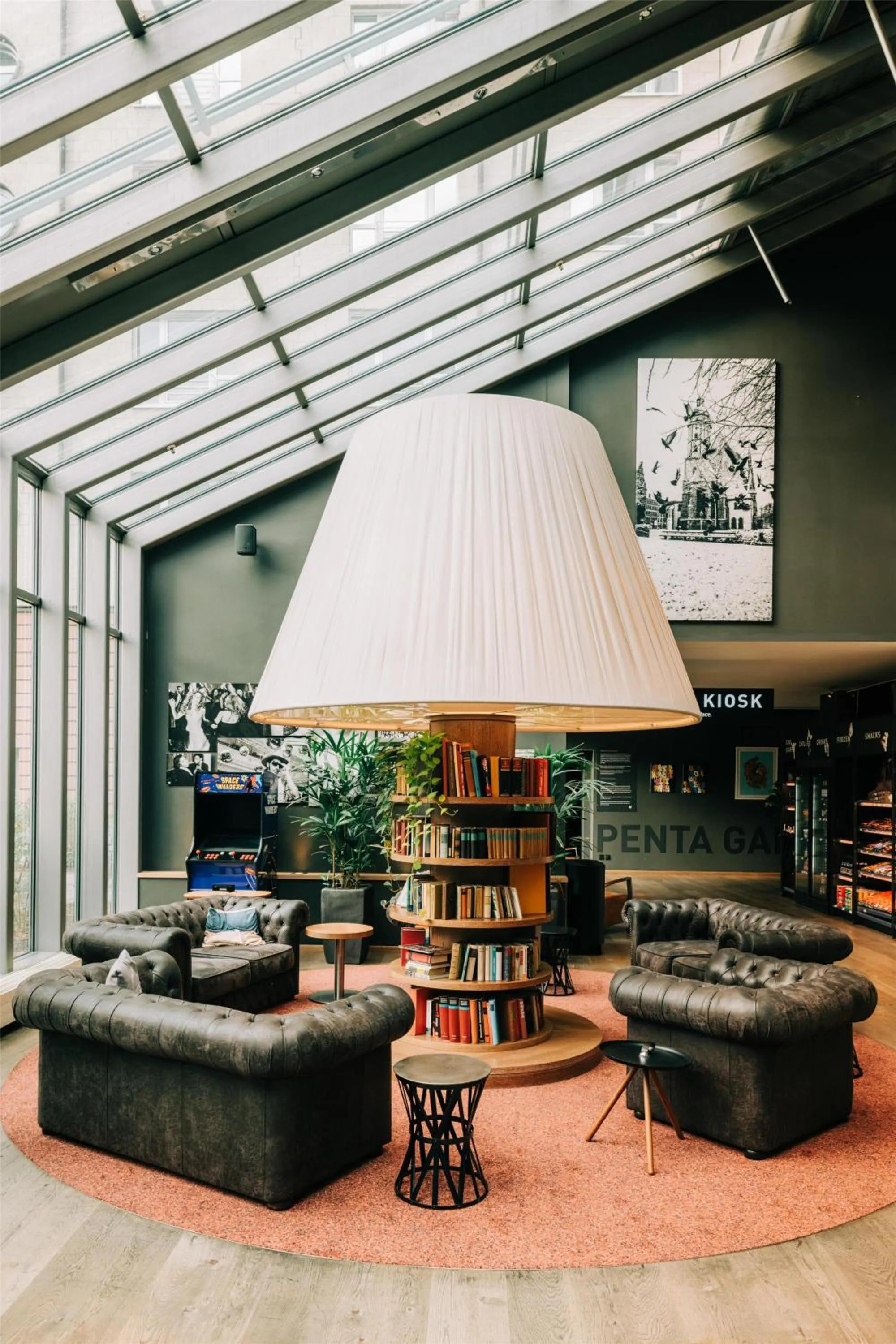 Lounge or bar in Pentahotel Leipzig