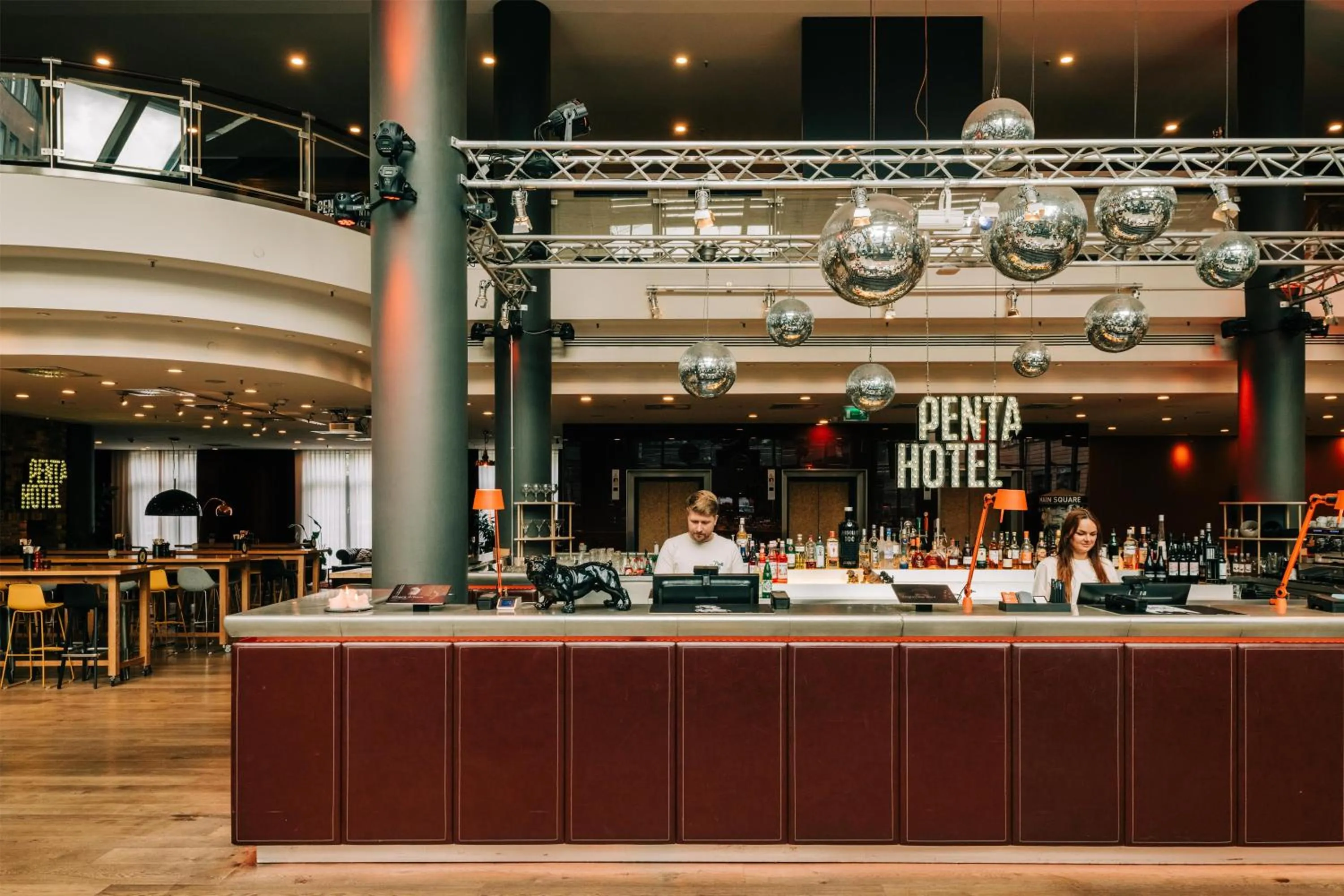 Lounge or bar in Pentahotel Leipzig