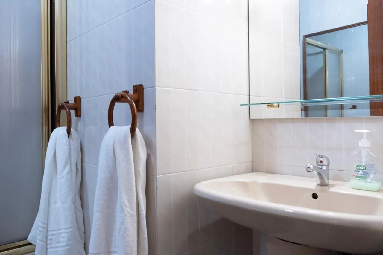 La Reina de Gran Via - PARKING TPH