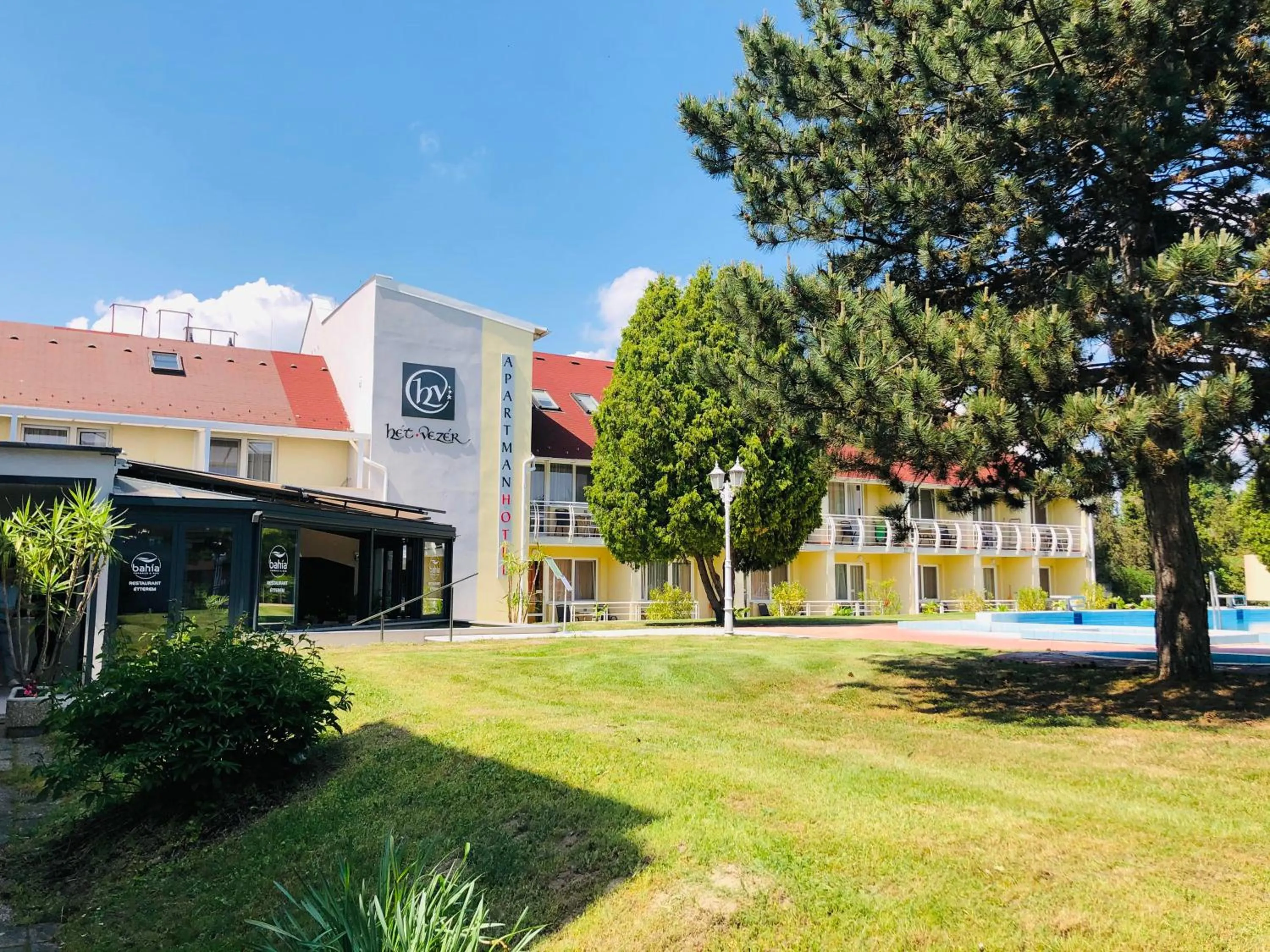 Property building in Hét Vezér Apartmanhotel