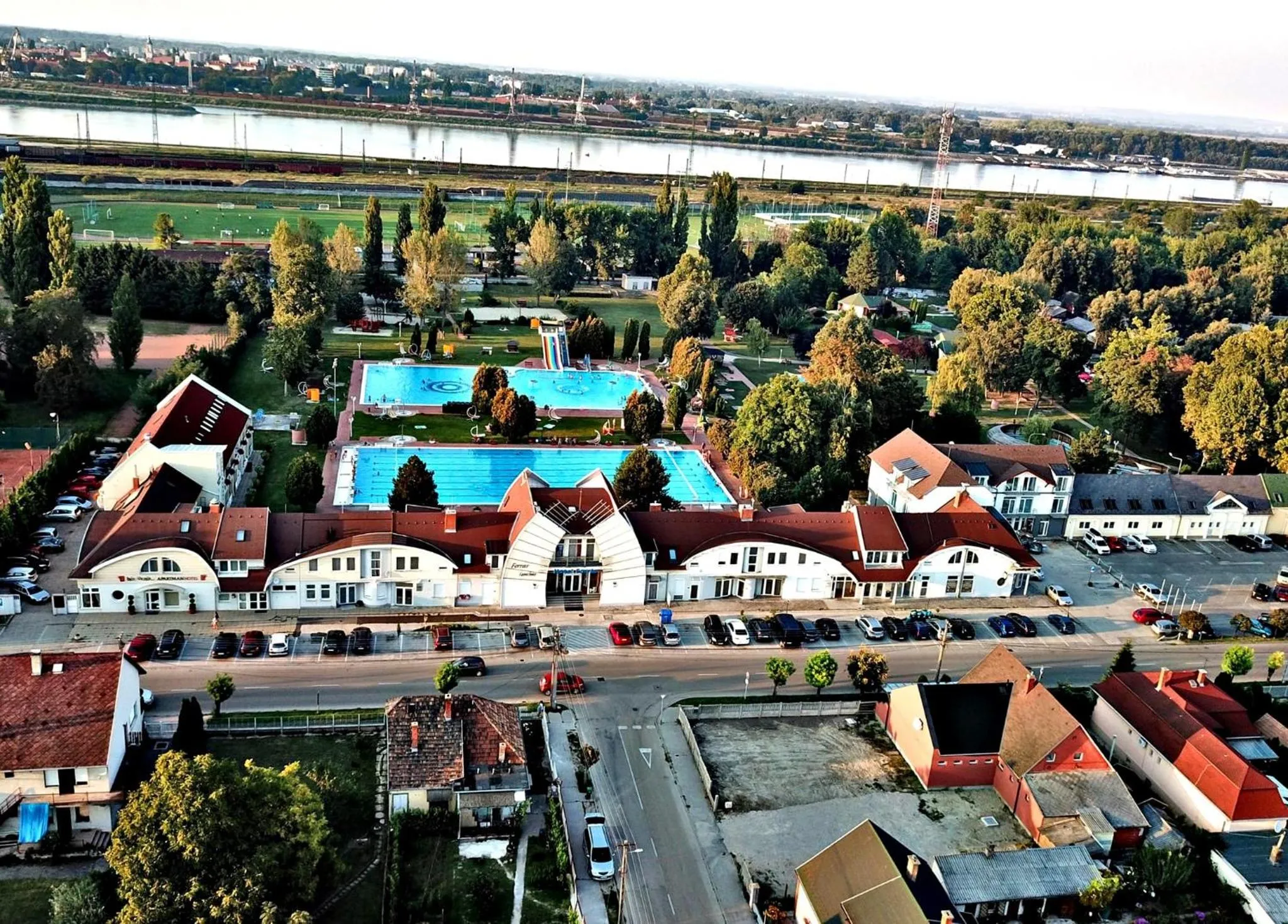Bird's eye view in Hét Vezér Apartmanhotel