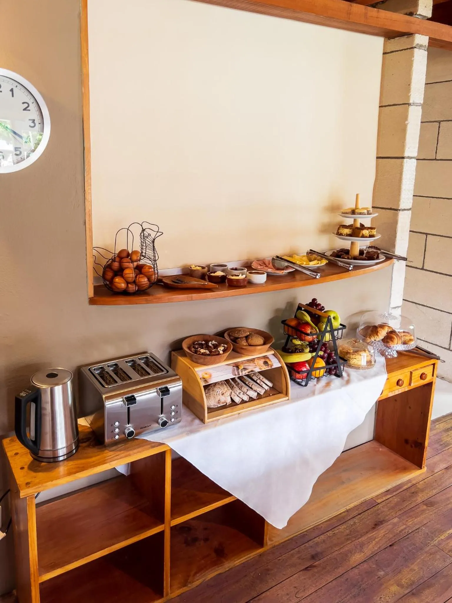 Food and drinks in Wesley House Hosteria Boutique