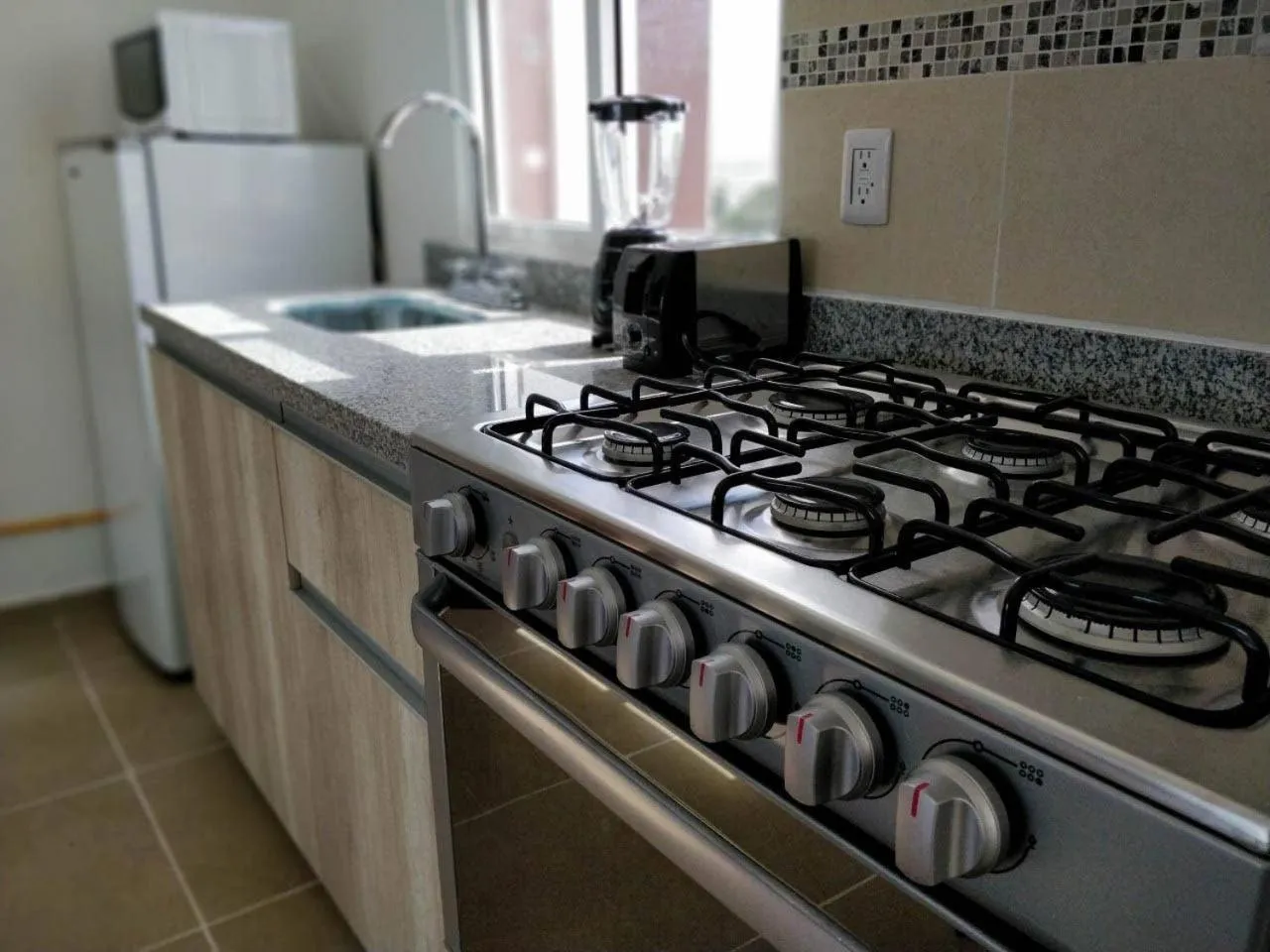 Kitchen or kitchenette in Dreams Lagoon by Andiani Travel