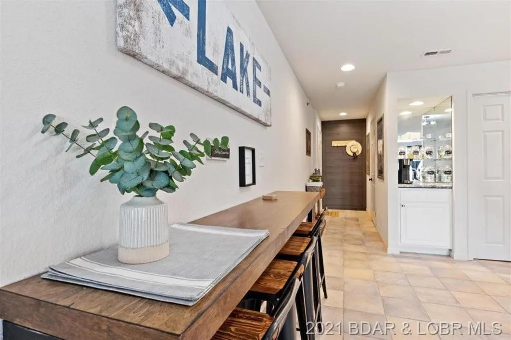 Family Fun Lakefront Condo at Parkview Bay