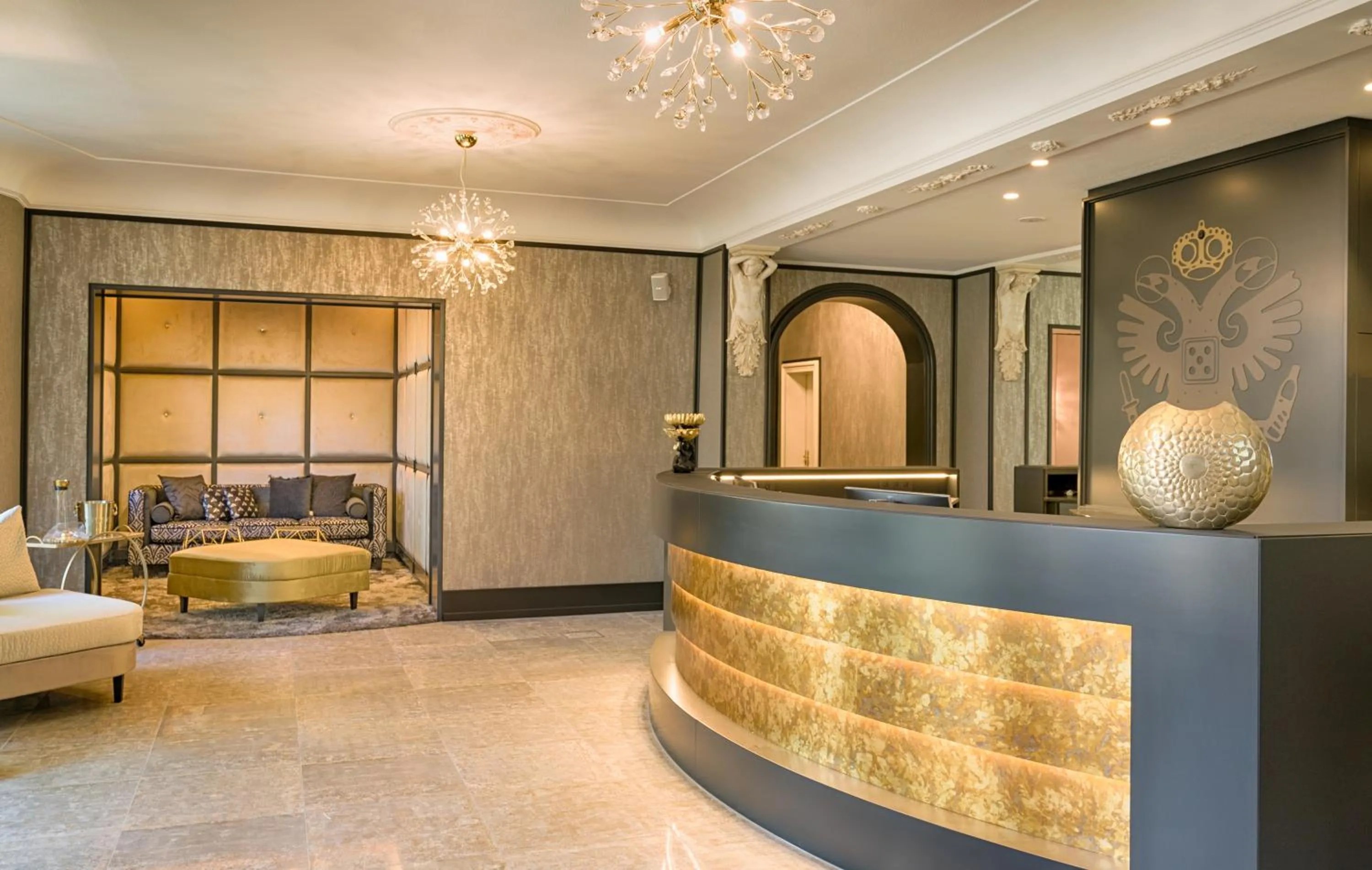 Lobby or reception in Parkhotel Adler