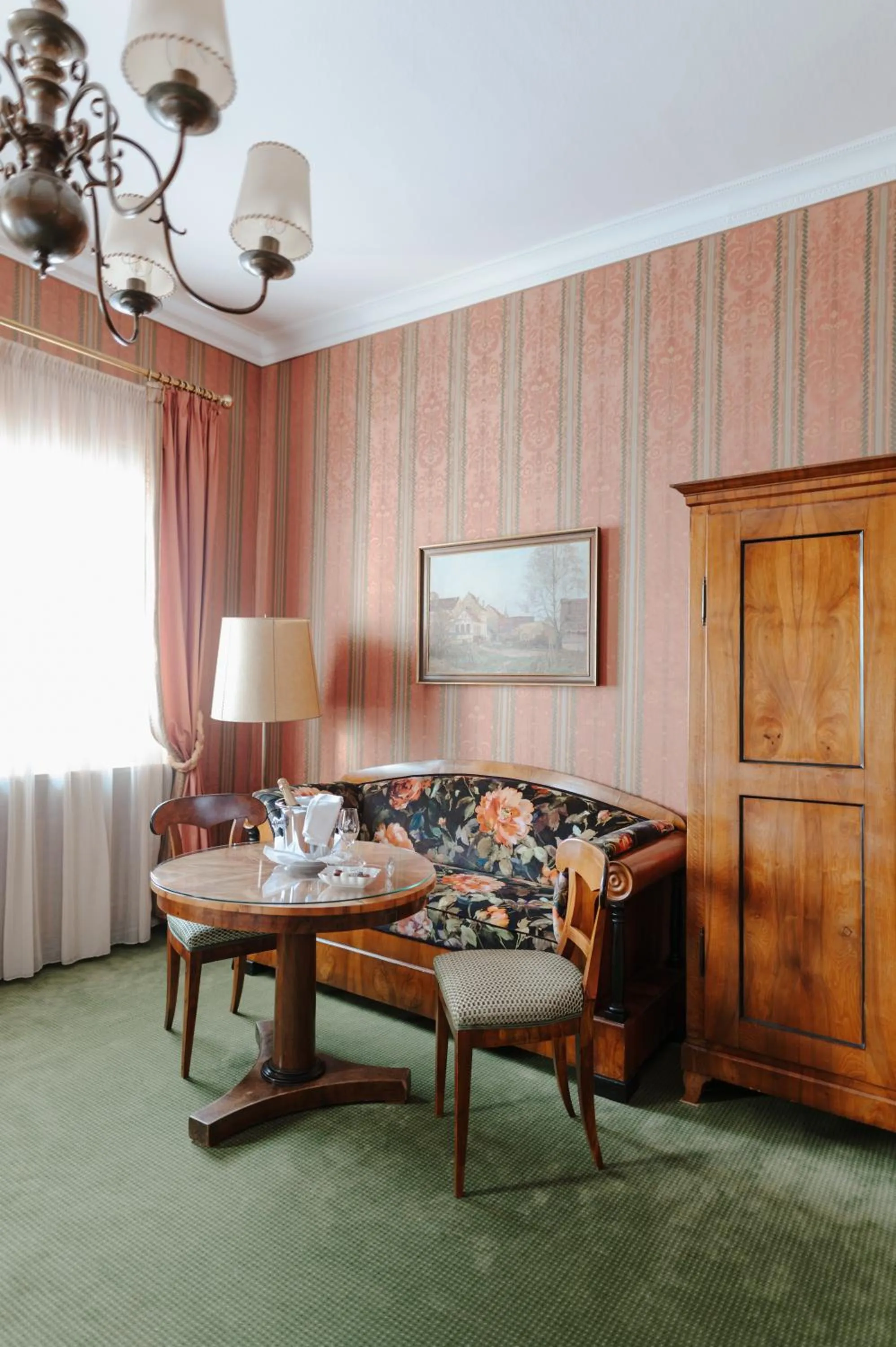 Photo of the whole room in Romantik Hotel zur Post