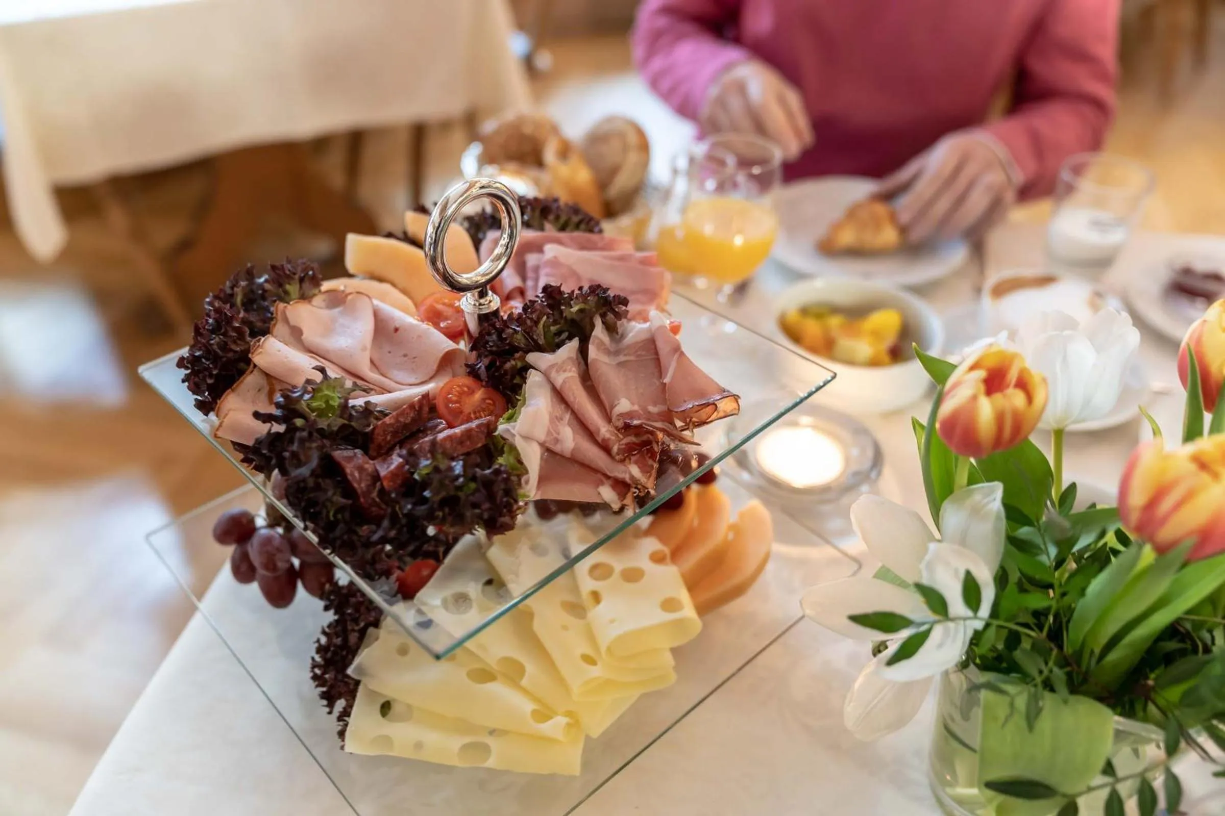 Buffet breakfast in Romantik Hotel zur Post