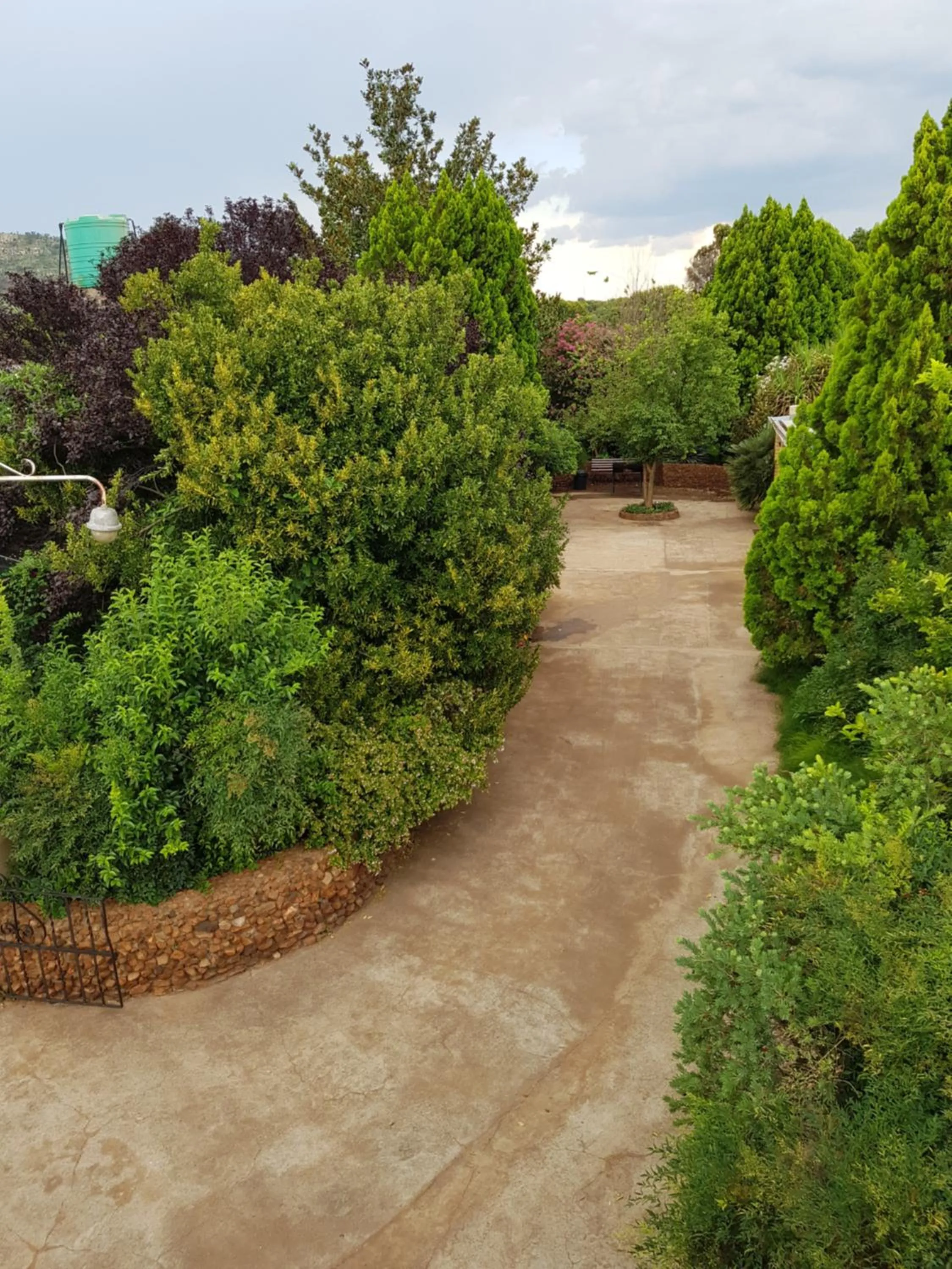 Garden view in Mountain View Country Estate