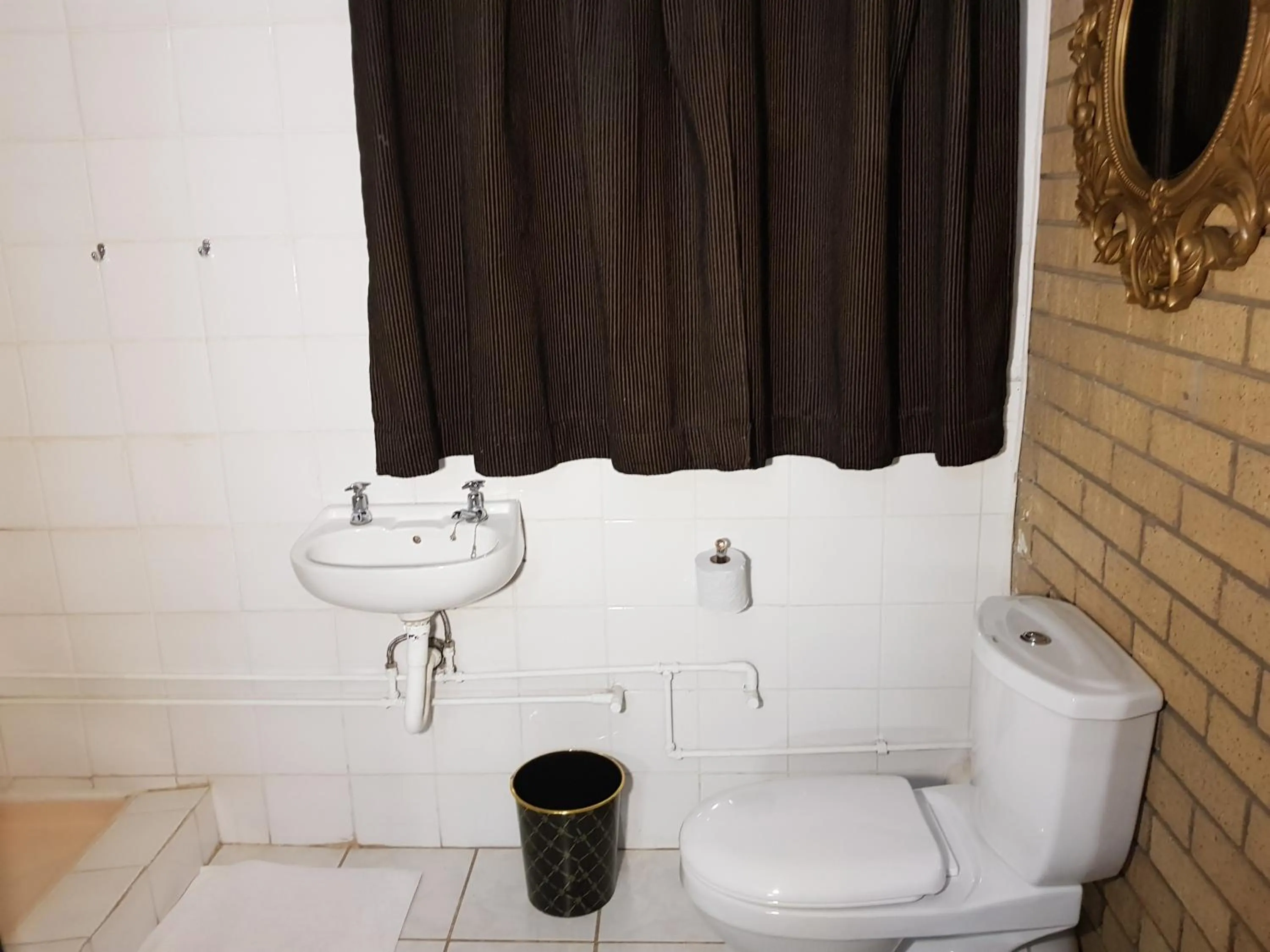 Bathroom in Mountain View Country Estate