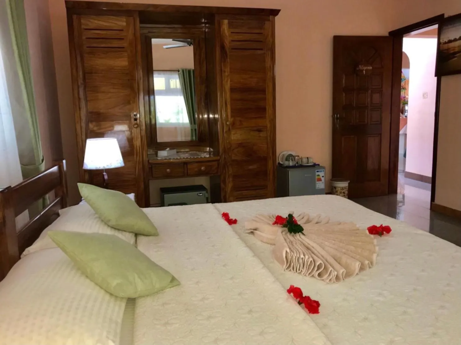 Bedroom, Bed in Villa Bananier