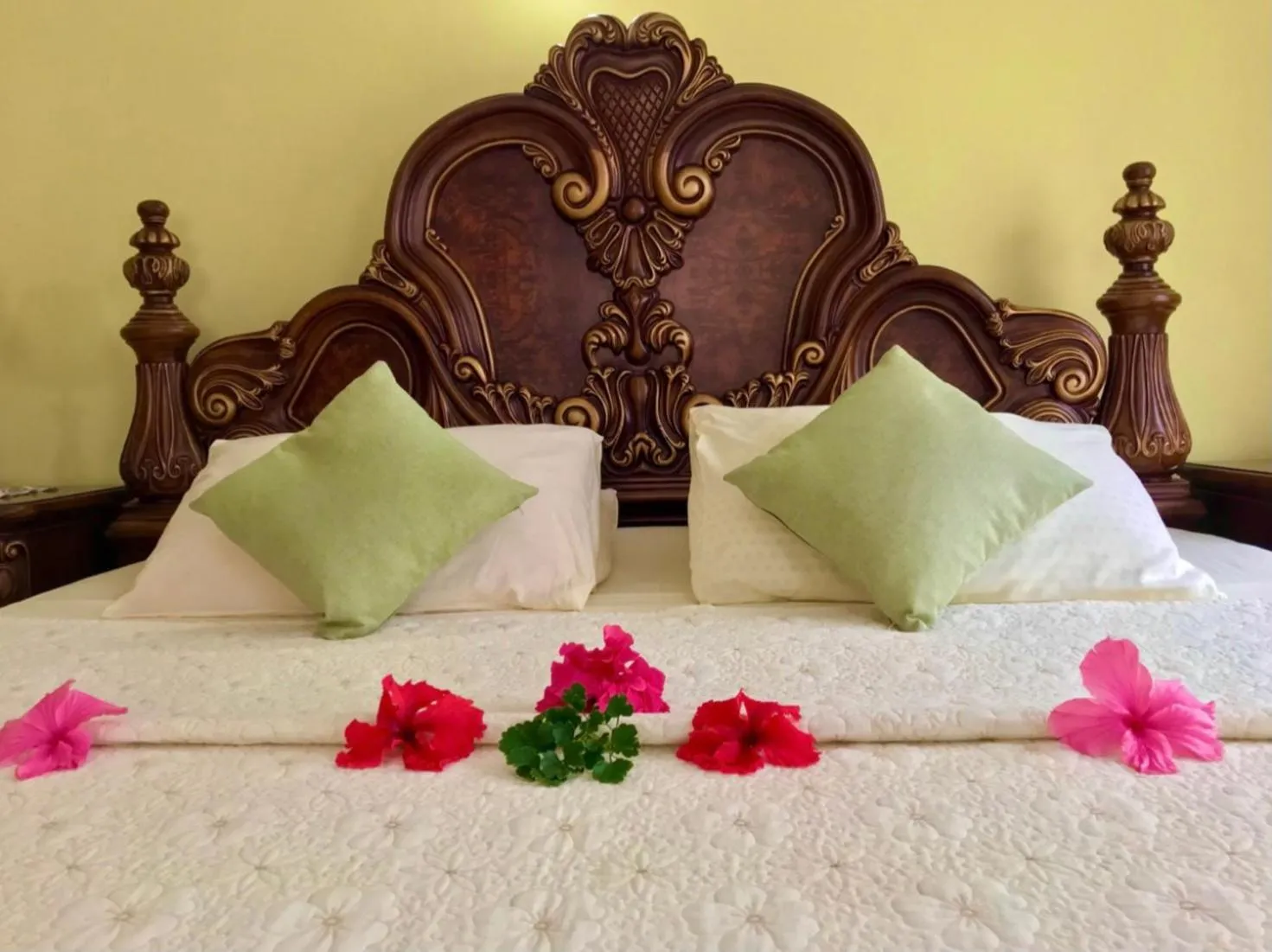 Bedroom, Bed in Villa Bananier