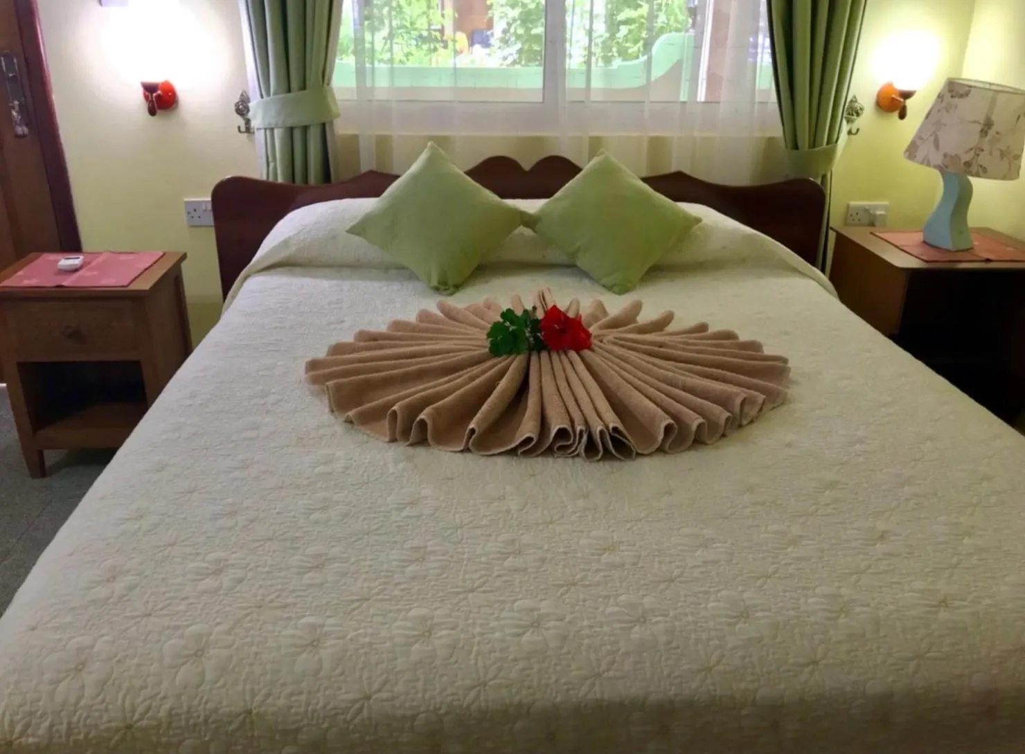 Bedroom, Bed in Villa Bananier