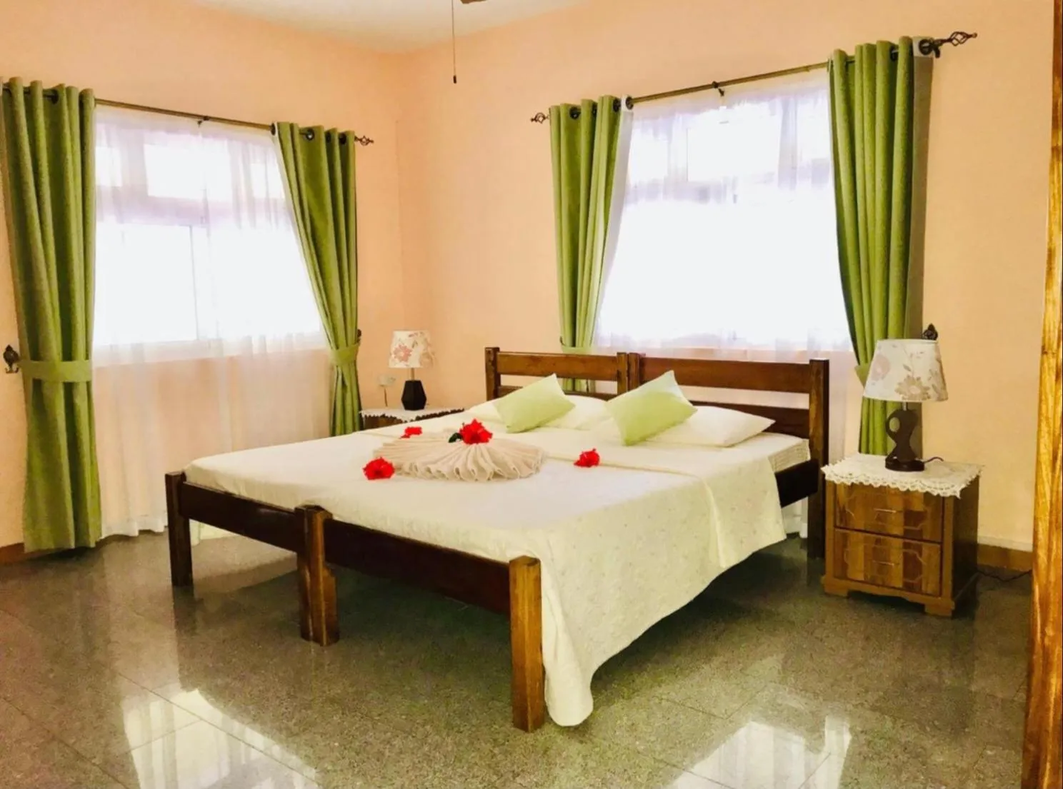 Bedroom, Bed in Villa Bananier