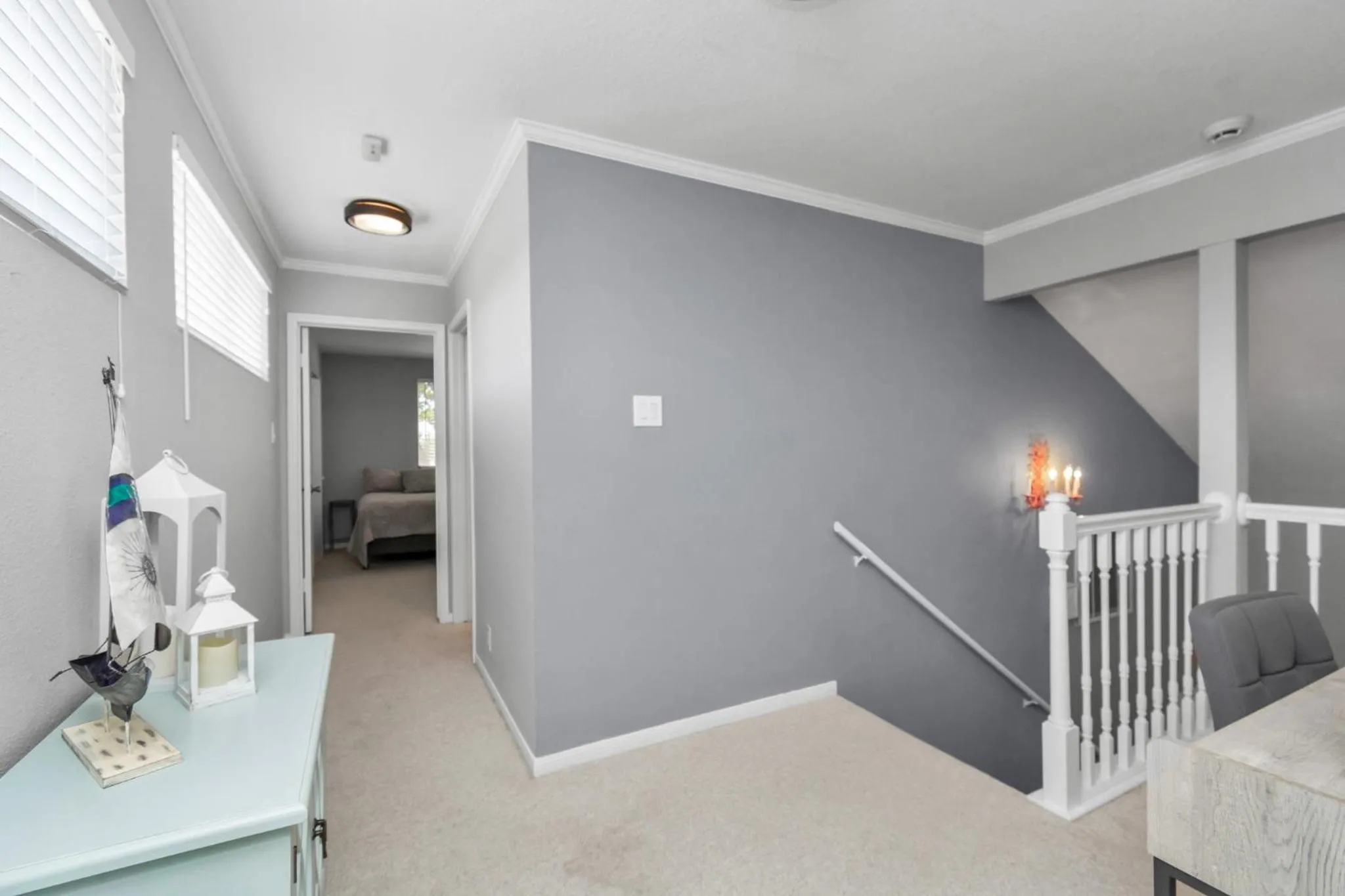 Beauty on the Water! Lake House near the beaches!