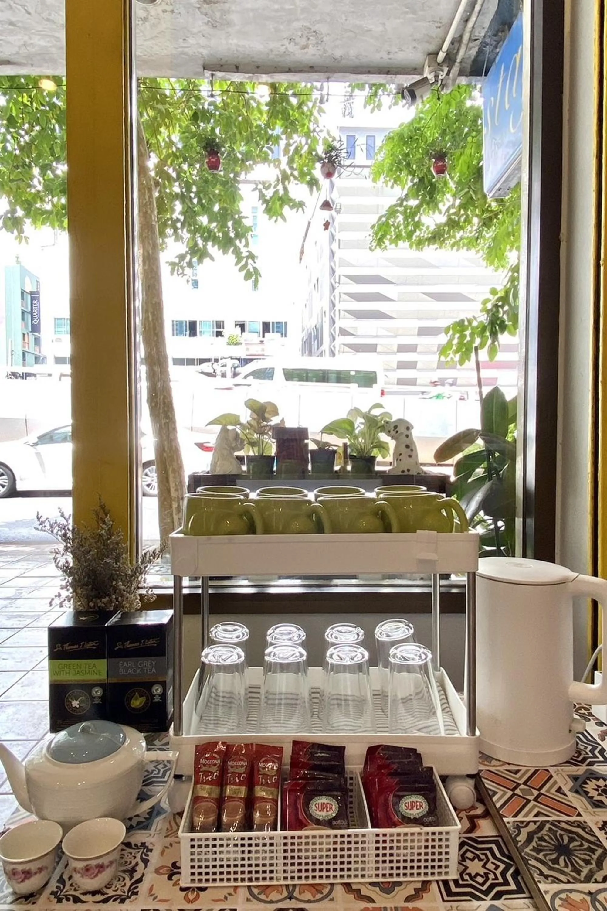 Area and facilities in Hostel Lemon Siam Petchaburi Road