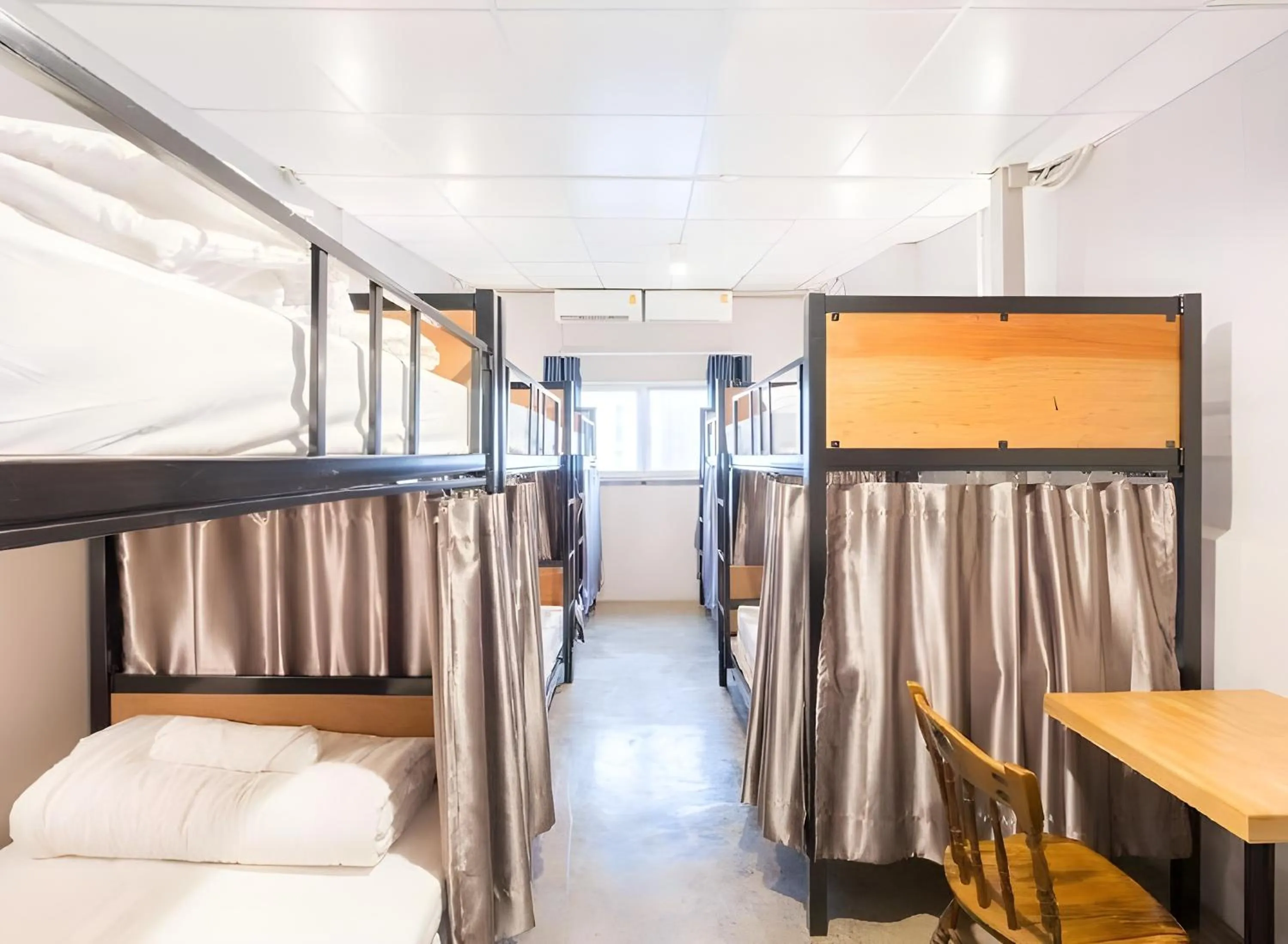 Bed in Hostel Lemon Siam Petchaburi Road