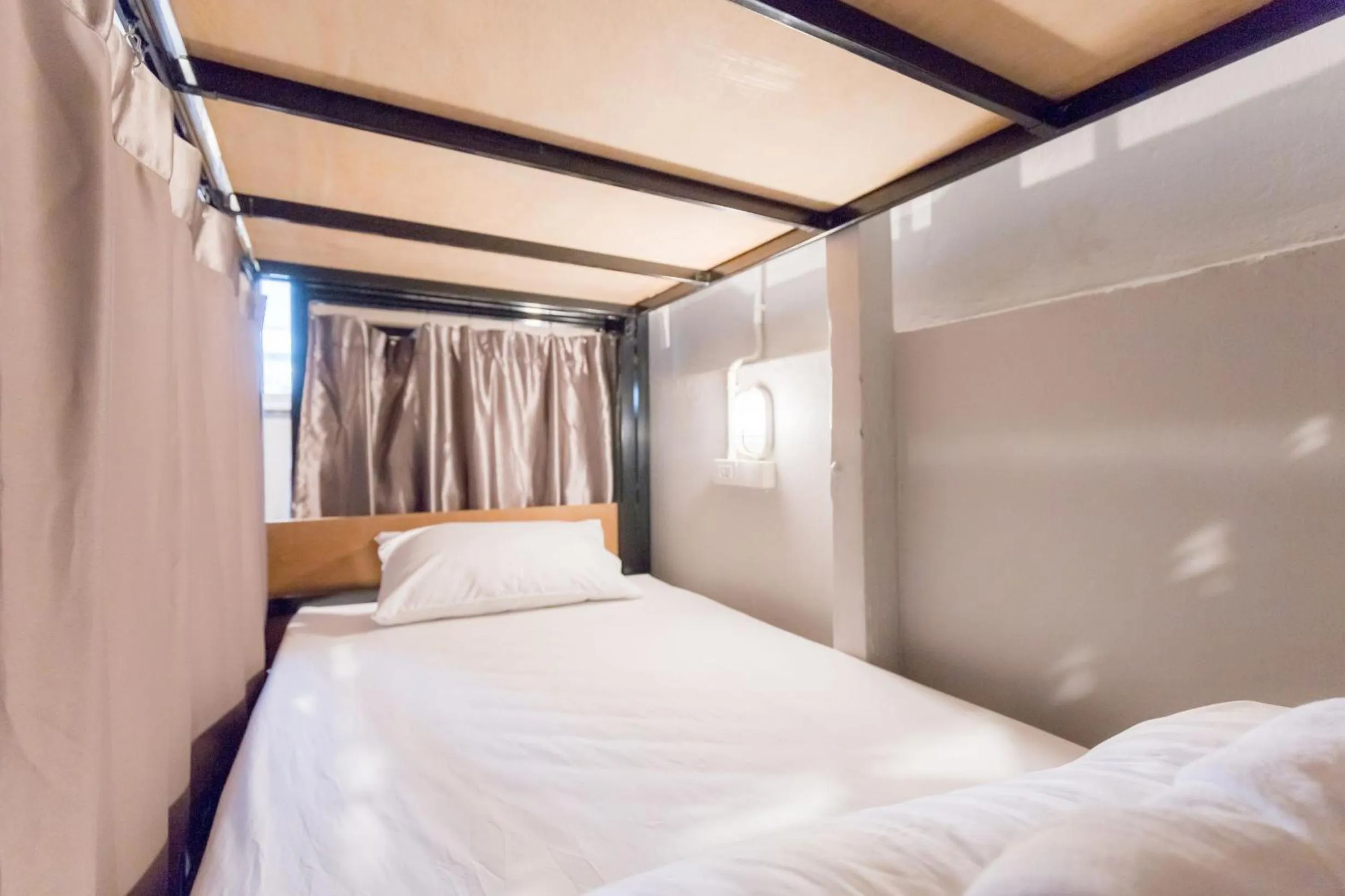 Bed in Hostel Lemon Siam Petchaburi Road