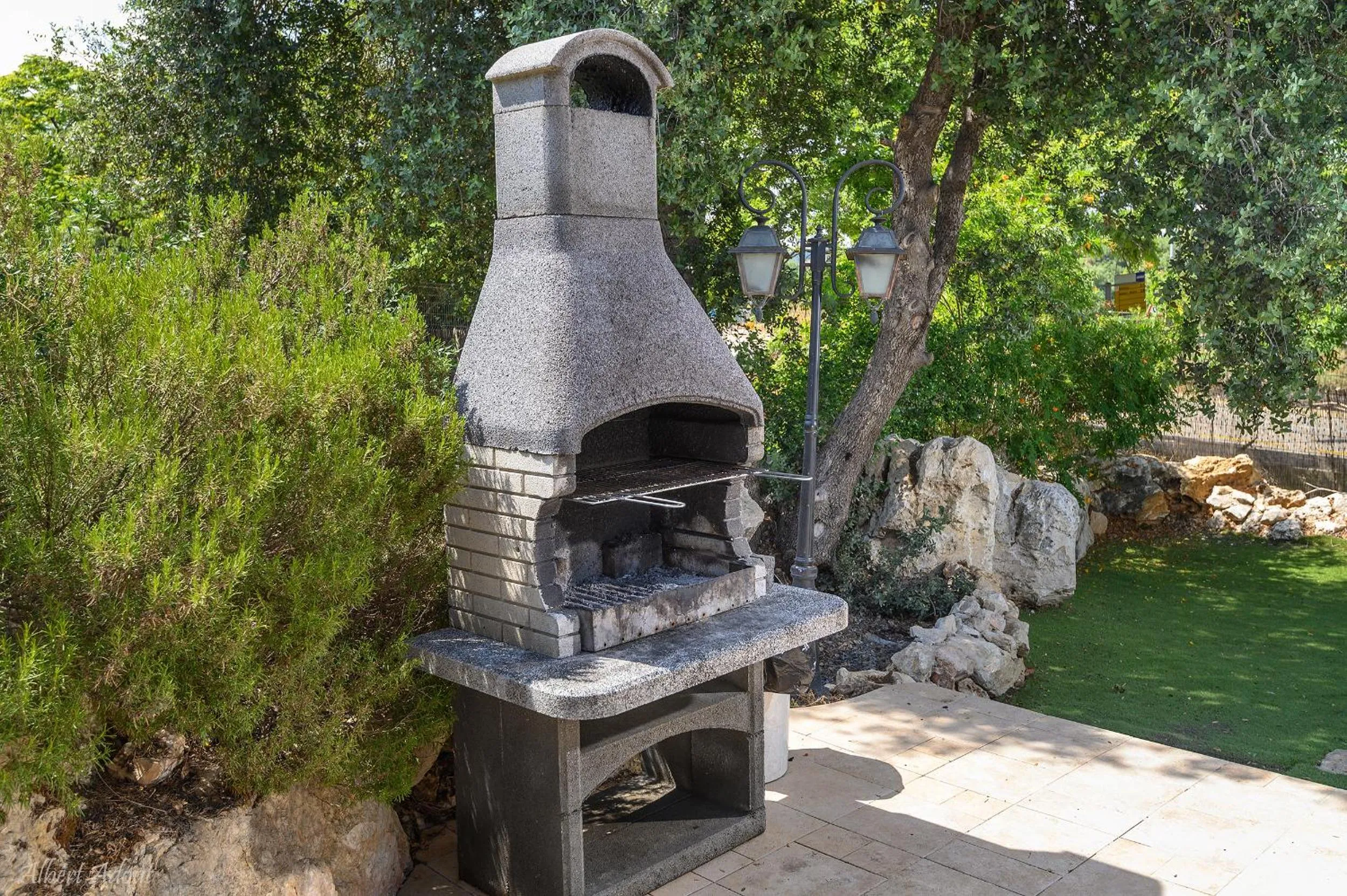 Six-Bedroom Villa with Private Pool and Hot Tub in Lev Hahoresh Boutique Hotel