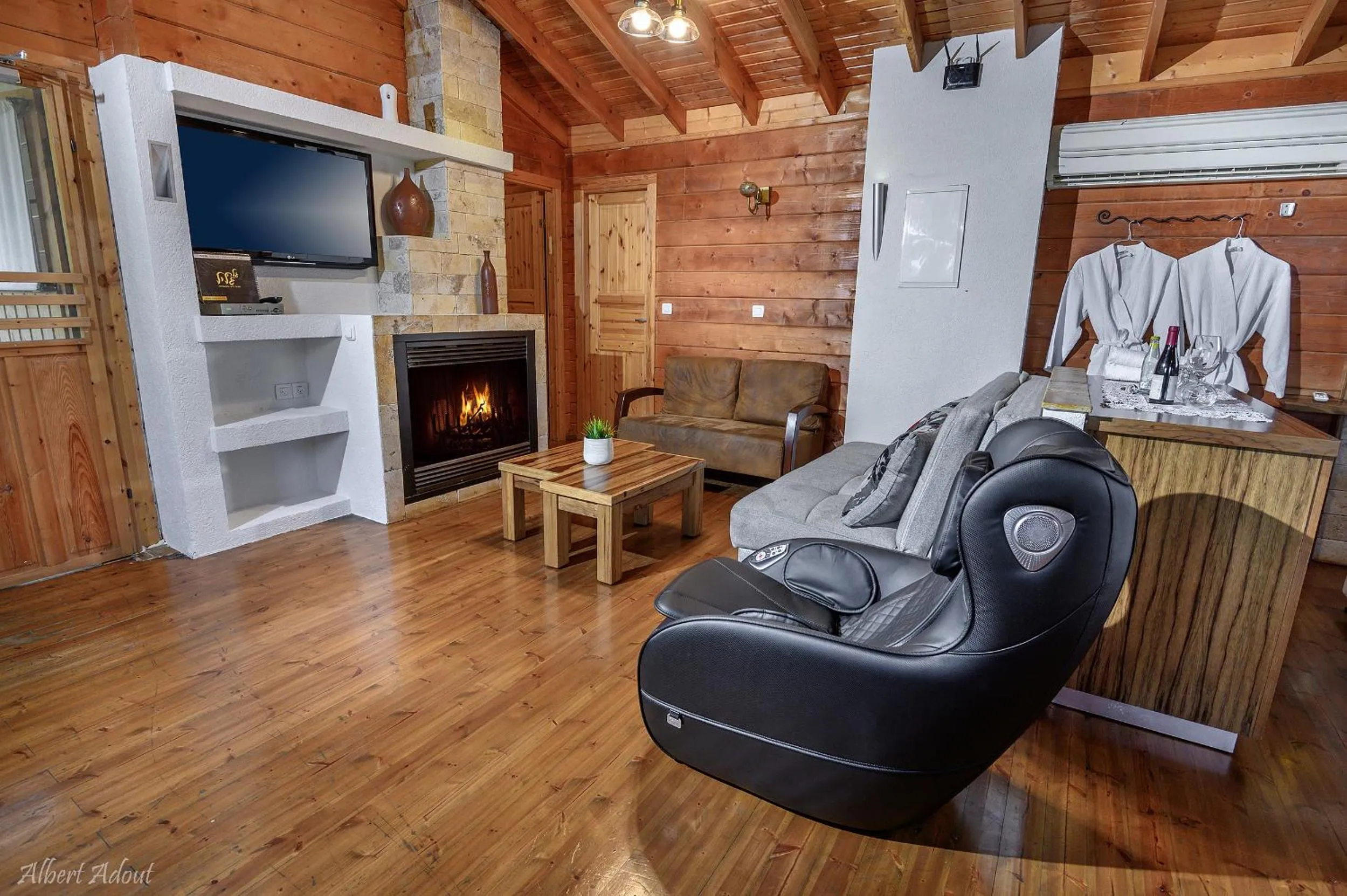 TV and multimedia in Lev Hahoresh Boutique Hotel