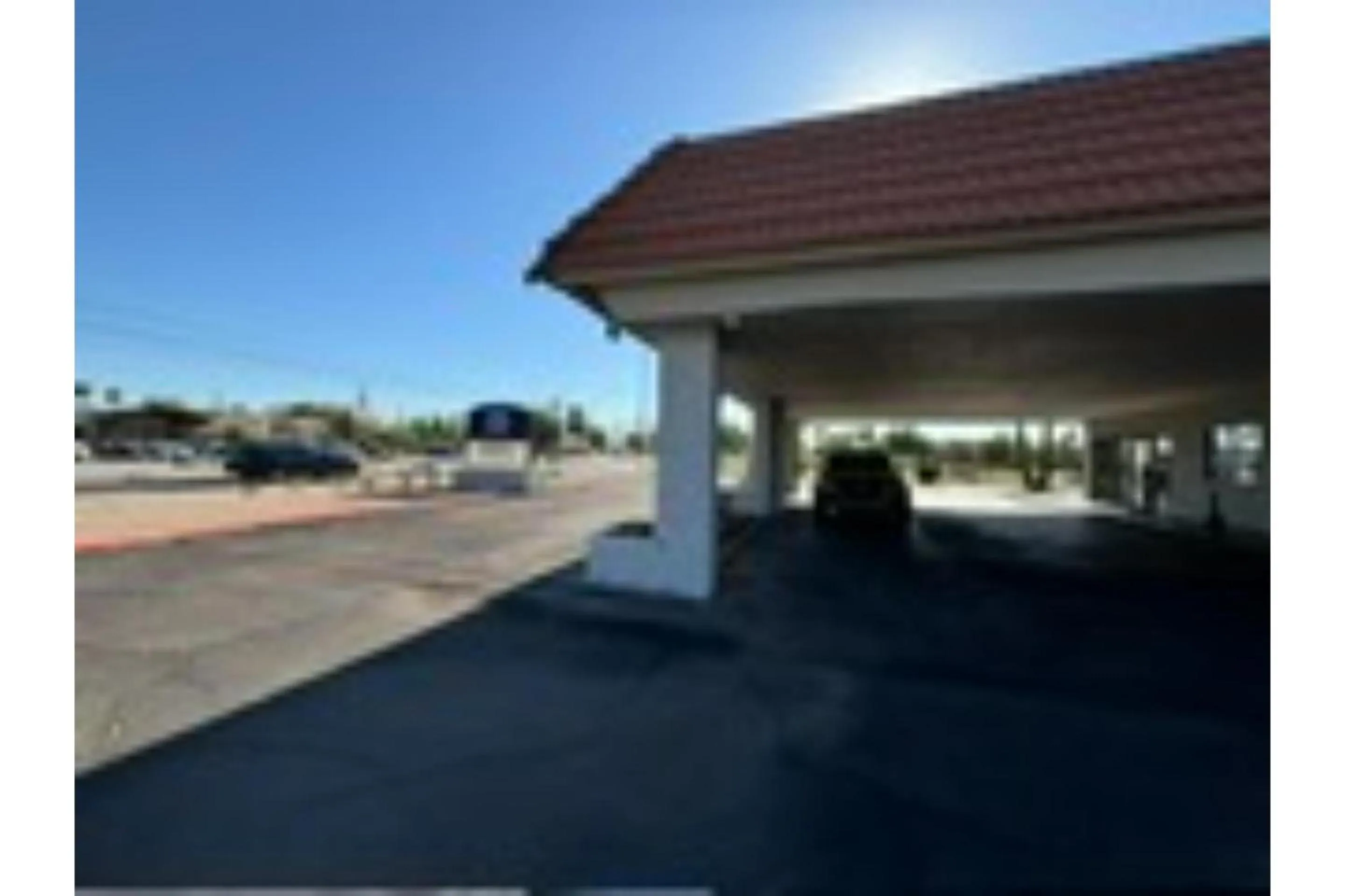 Property building in Motel 6 Mesa, AZ - Downtown