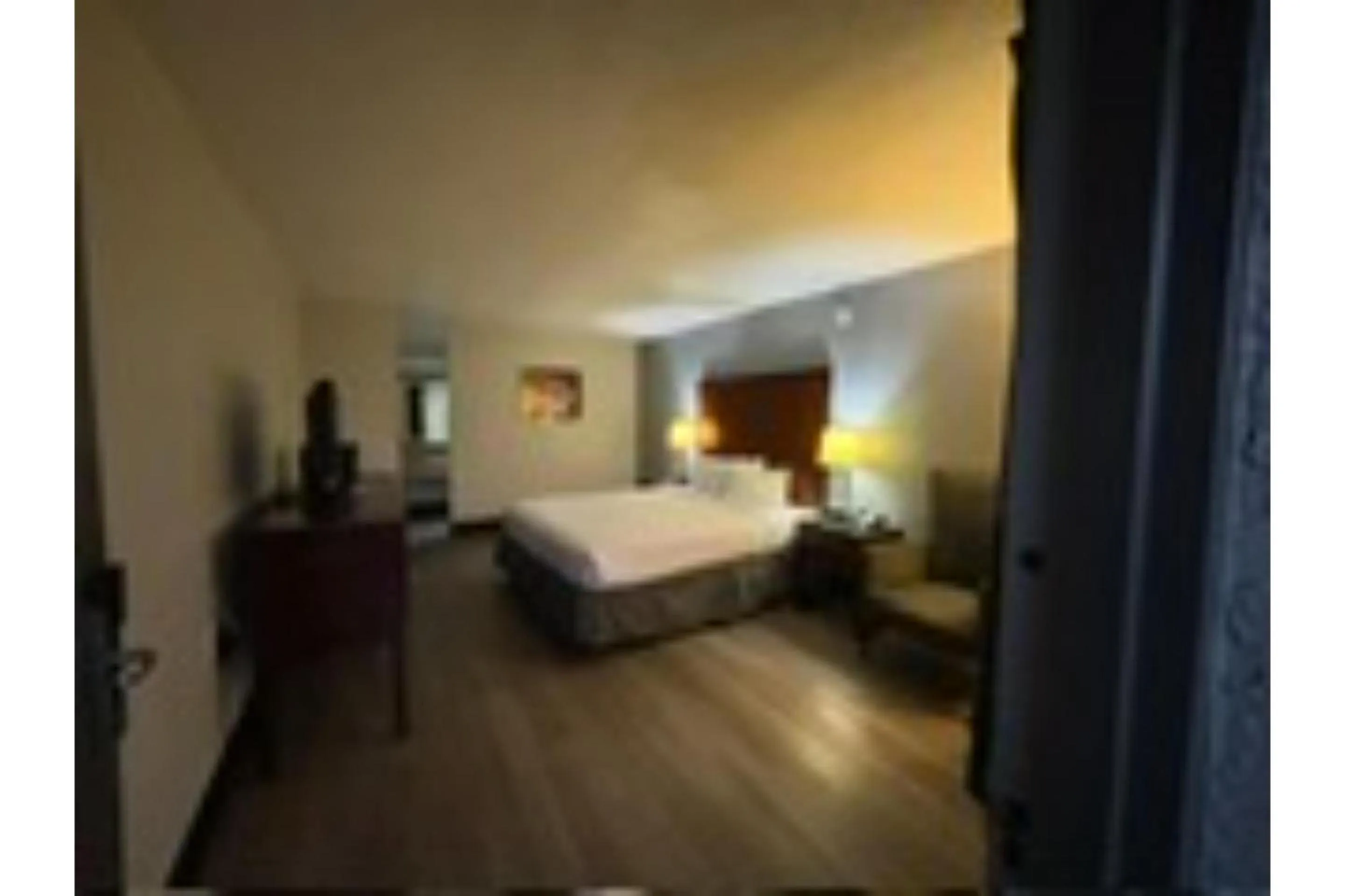 Bedroom, Bed in Motel 6 Mesa, AZ - Downtown