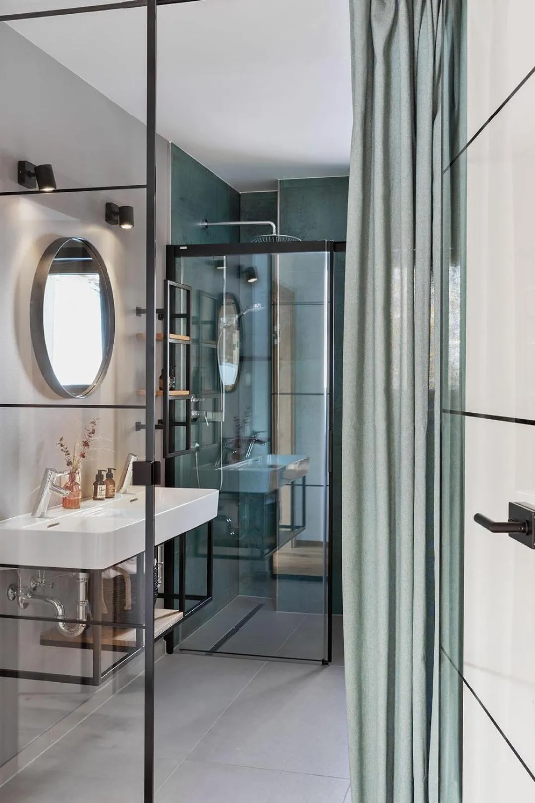 Shower in Holzhackerin - the charming Haus am Berg