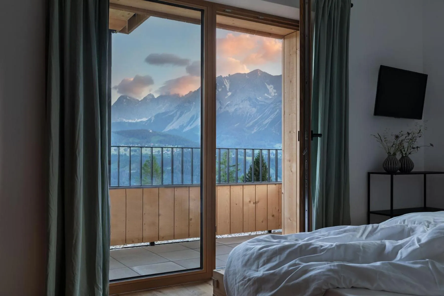 View (from property/room), Bed in Holzhackerin - the charming Haus am Berg