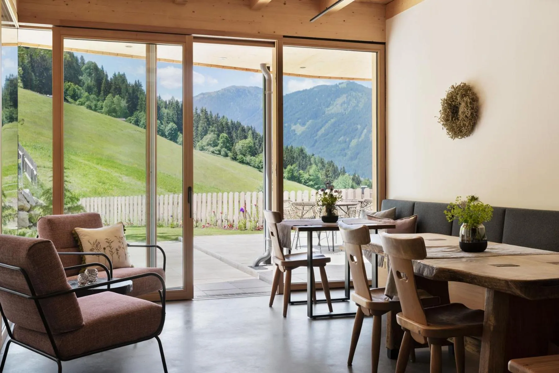 Seating area in Holzhackerin - the charming Haus am Berg