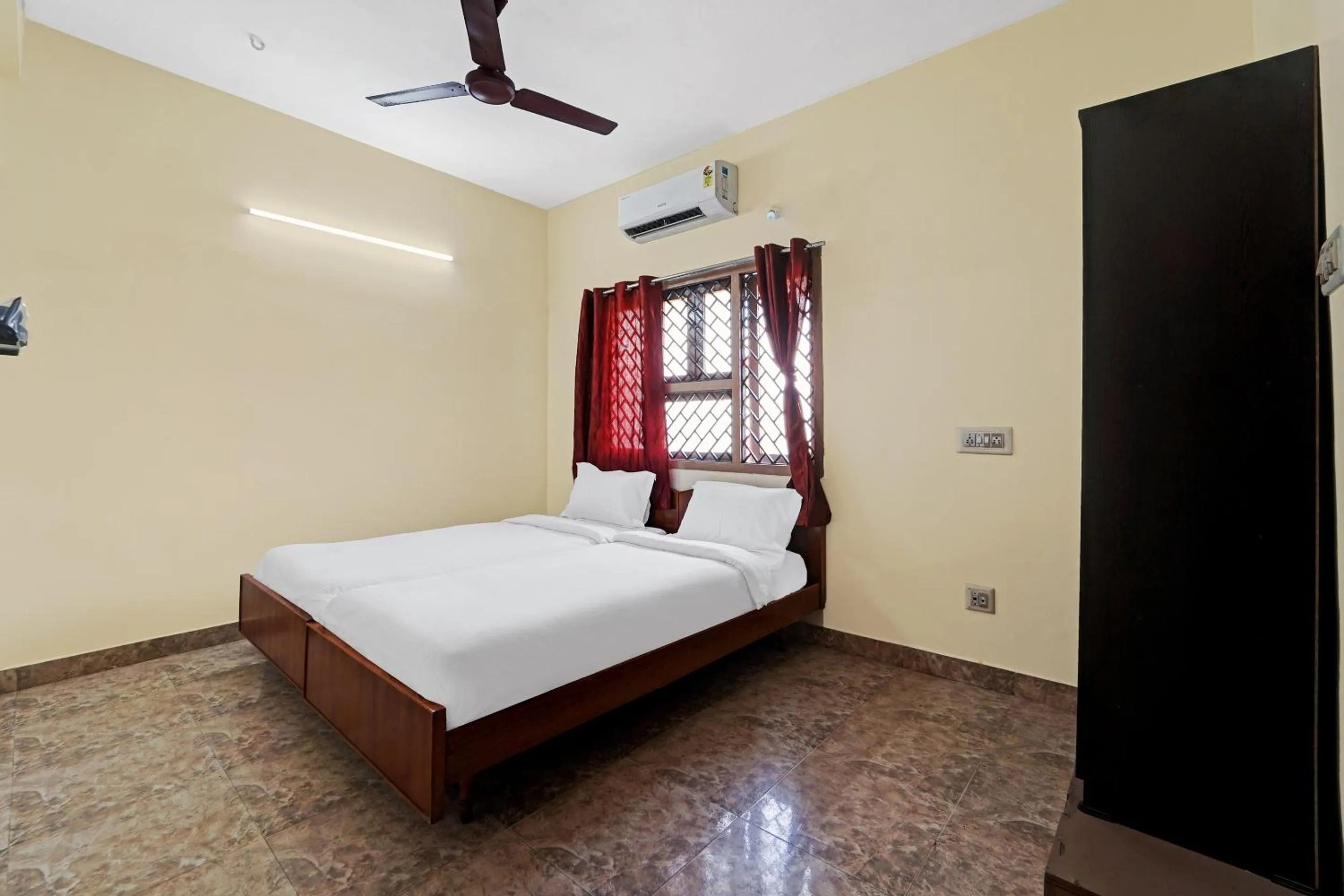 Bedroom, Bed in Collection O Senthamizh Residency