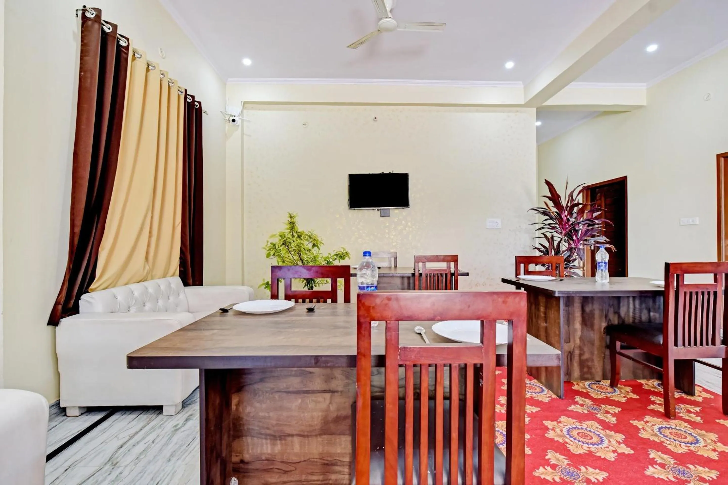 Lobby or reception in Hotel O Shri Ganesh