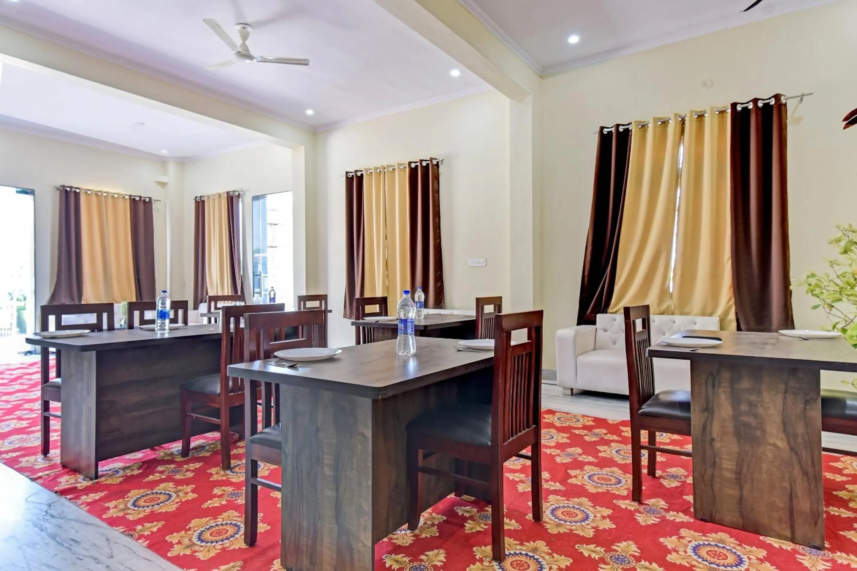 Lobby or reception in Hotel O Shri Ganesh