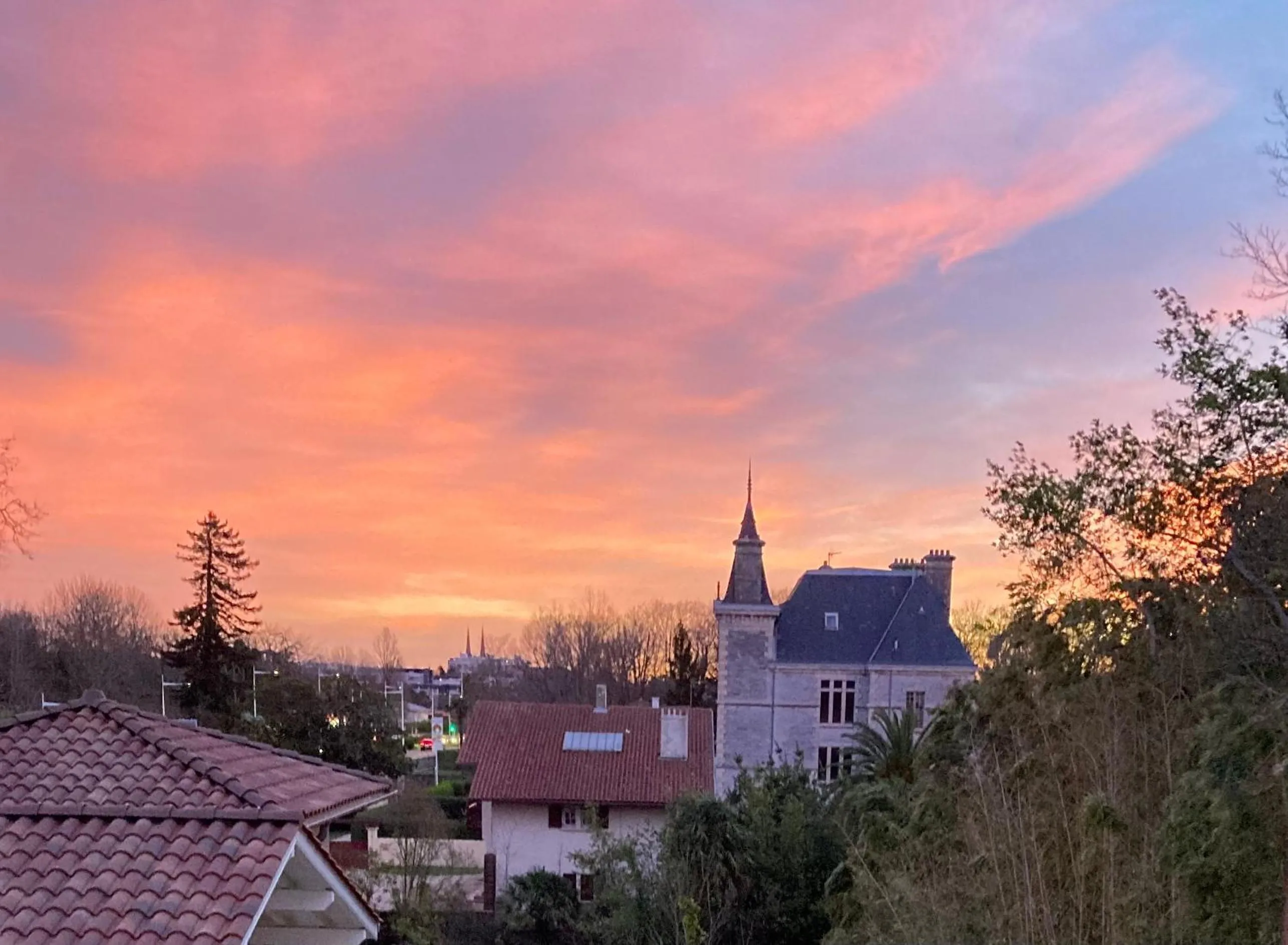 City view in Villa AJNA Bayonne
