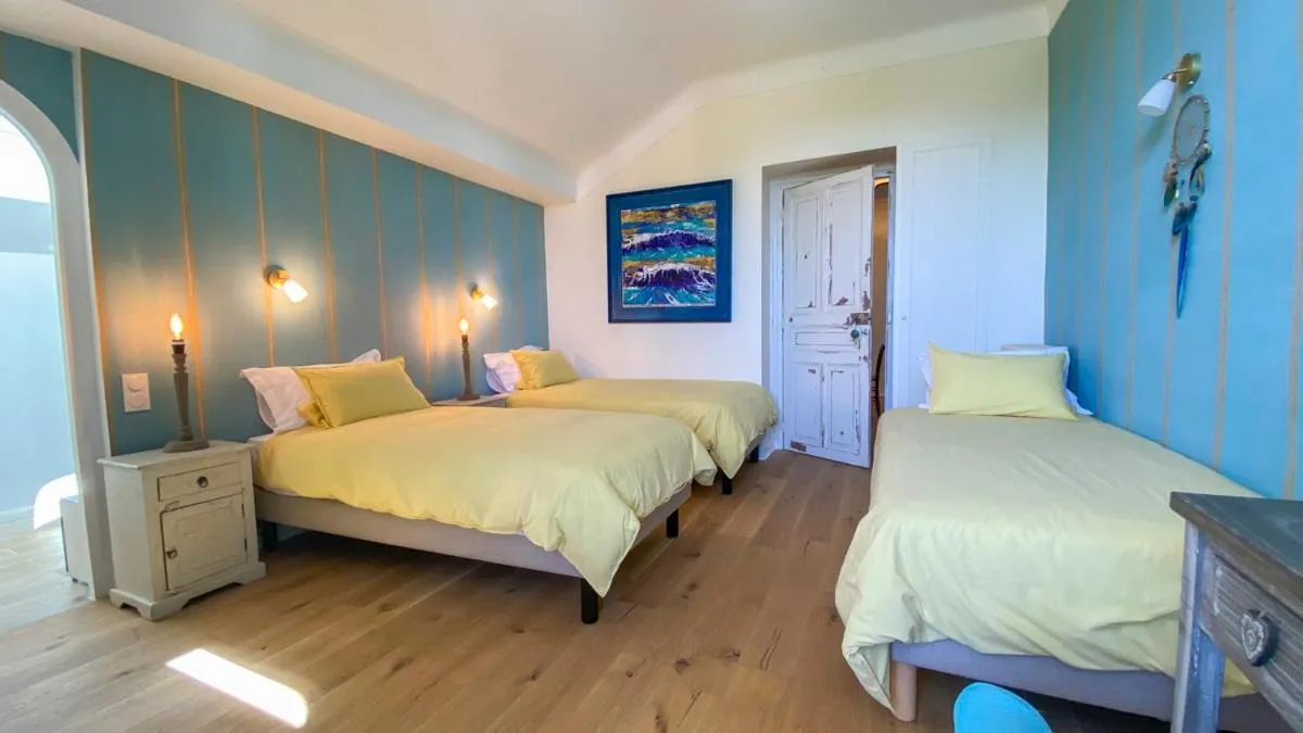 Bed in Villa AJNA Bayonne