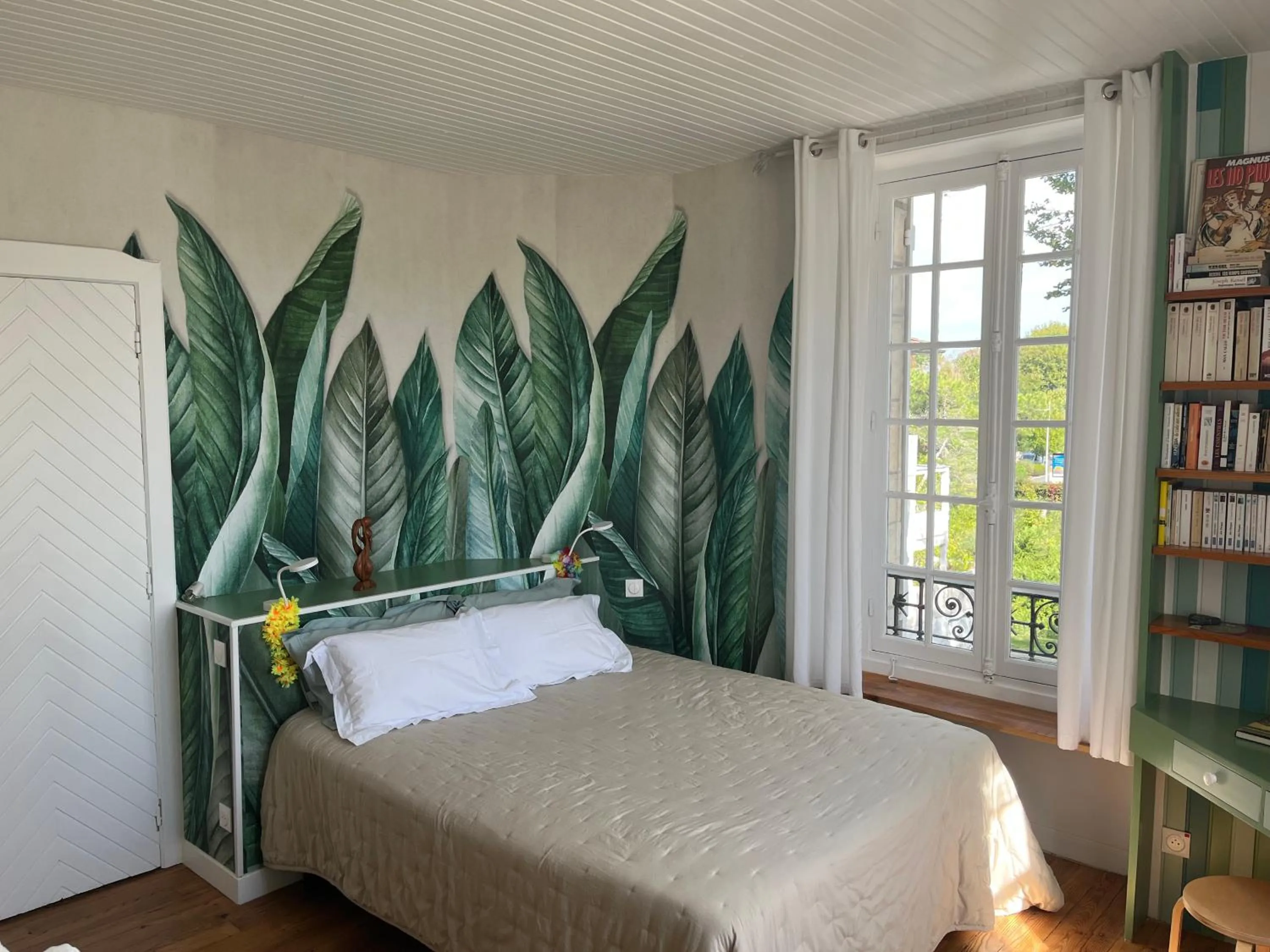 Bed in Villa AJNA Bayonne