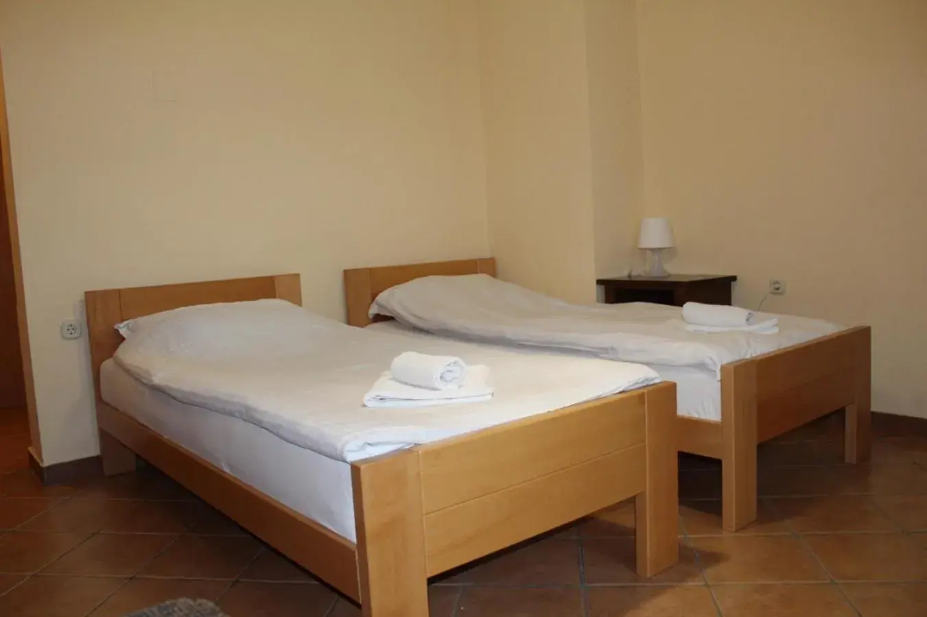 Budget Double or Twin Room - single occupancy in Prenoćište "Magnus" Budget Double or Twin Room - single occupancy in Prenoćište "Magnus"