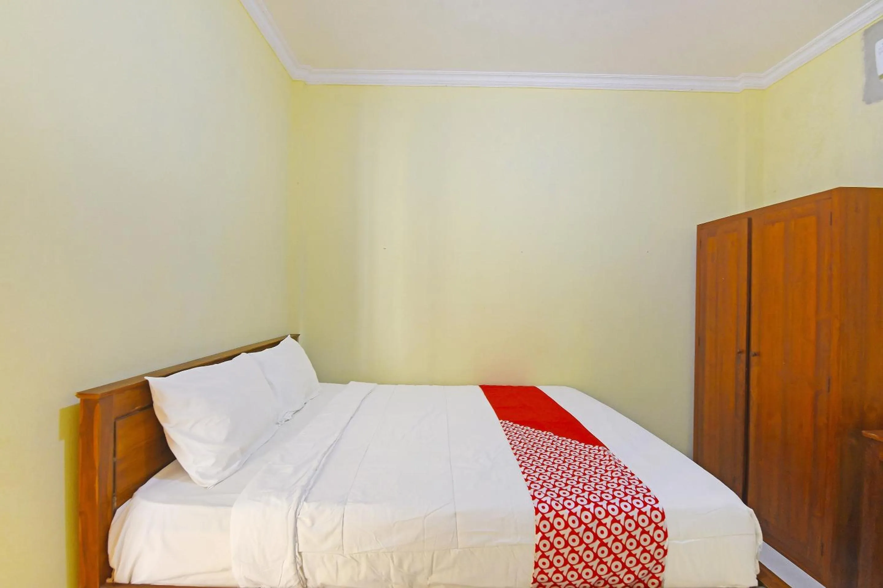 Bedroom, Bed in OYO Life 90675 Ld Residence