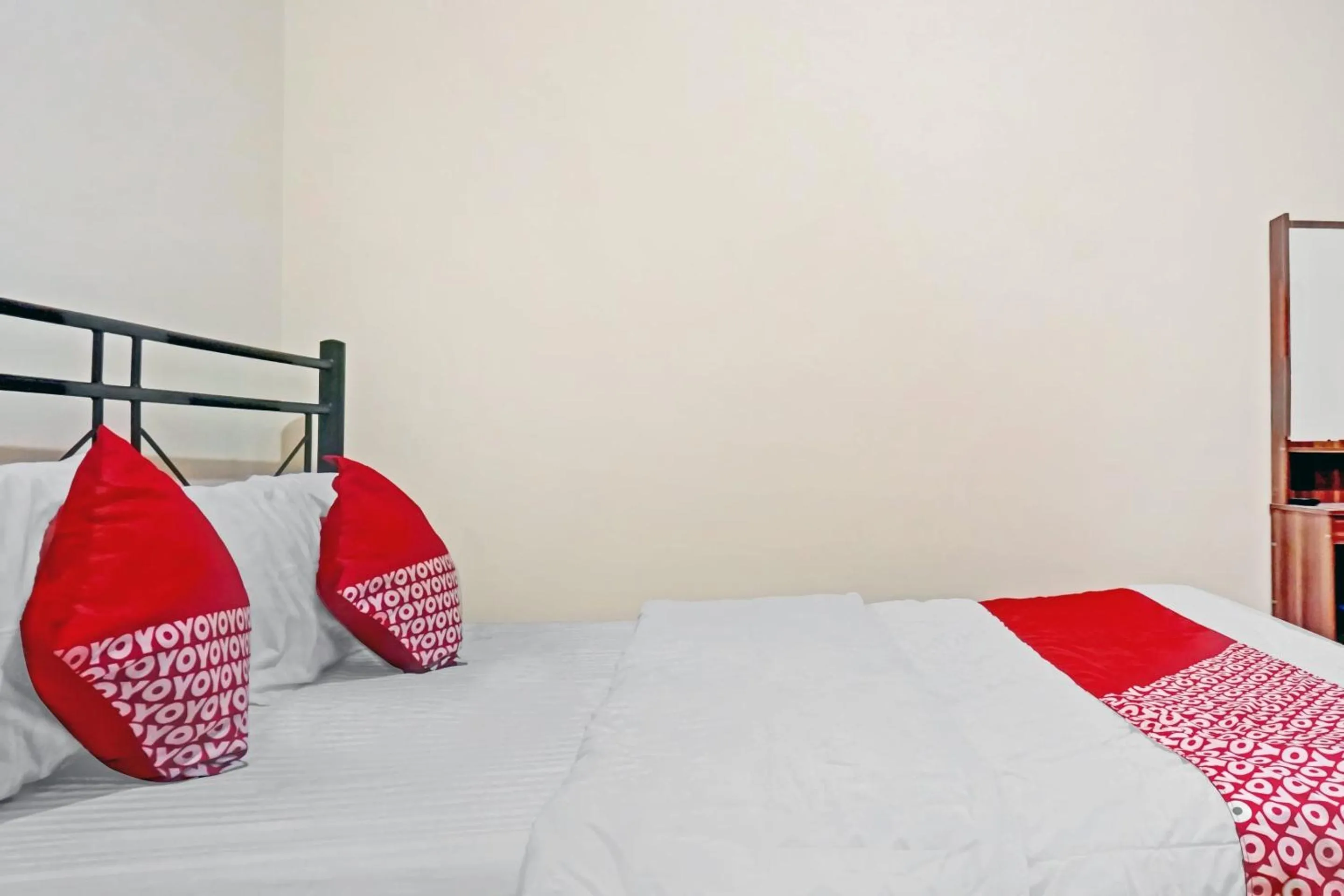 Bedroom, Bed in Hotel O Lily House