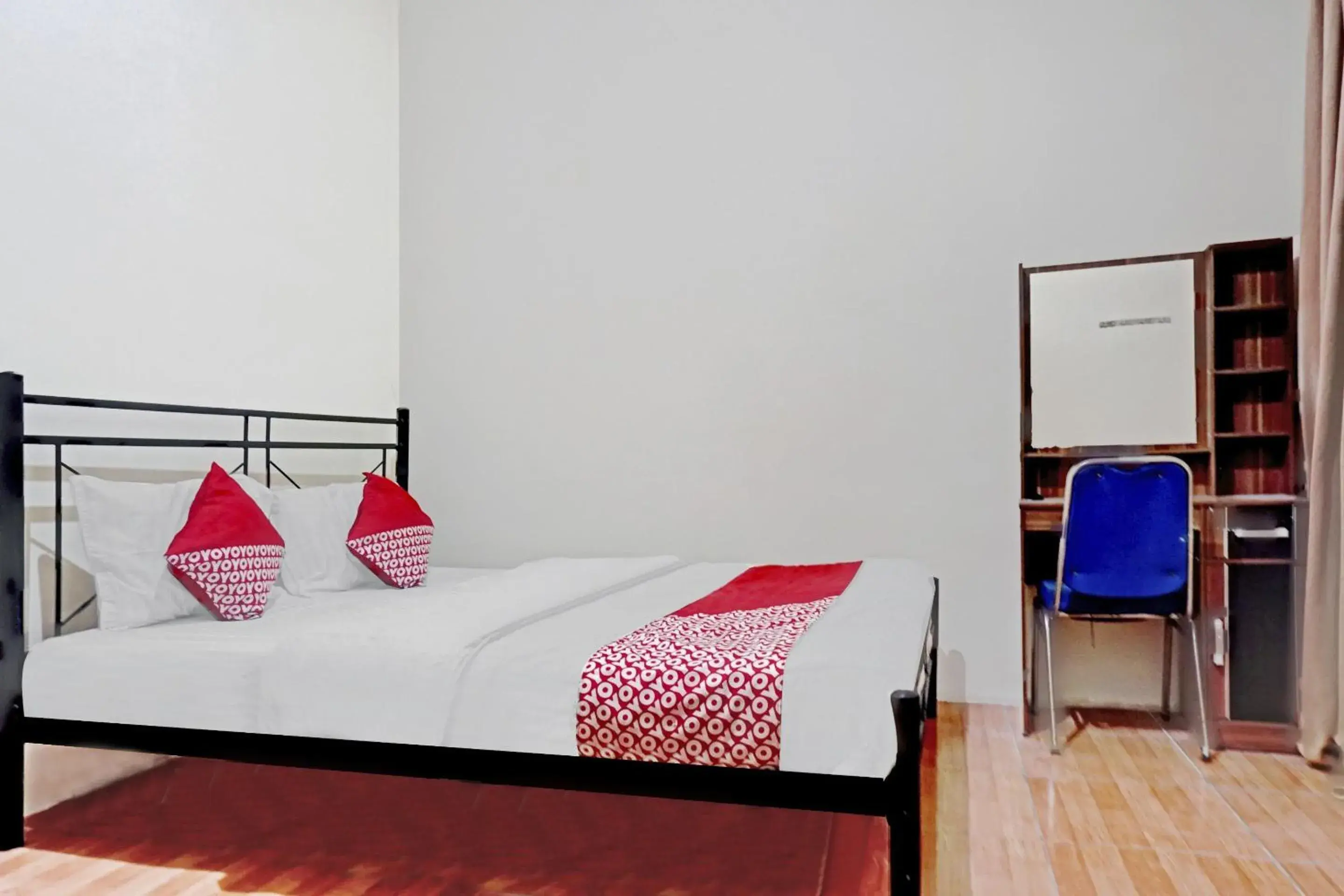 Deluxe Double Room in Hotel O Lily House Deluxe Double Room in Hotel O Lily House