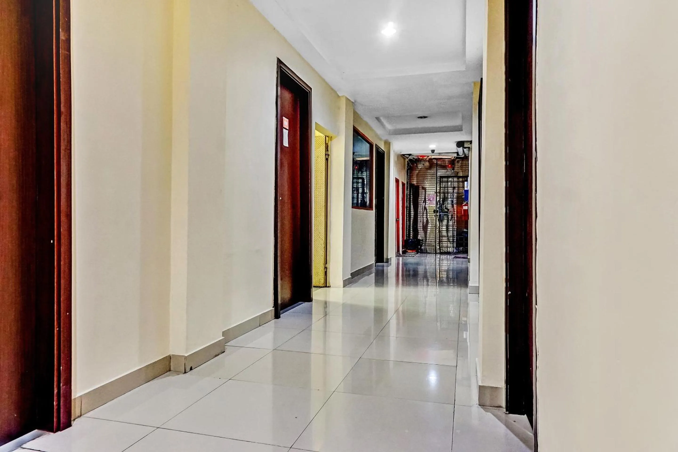 Lobby or reception in Hotel O Point Hostel