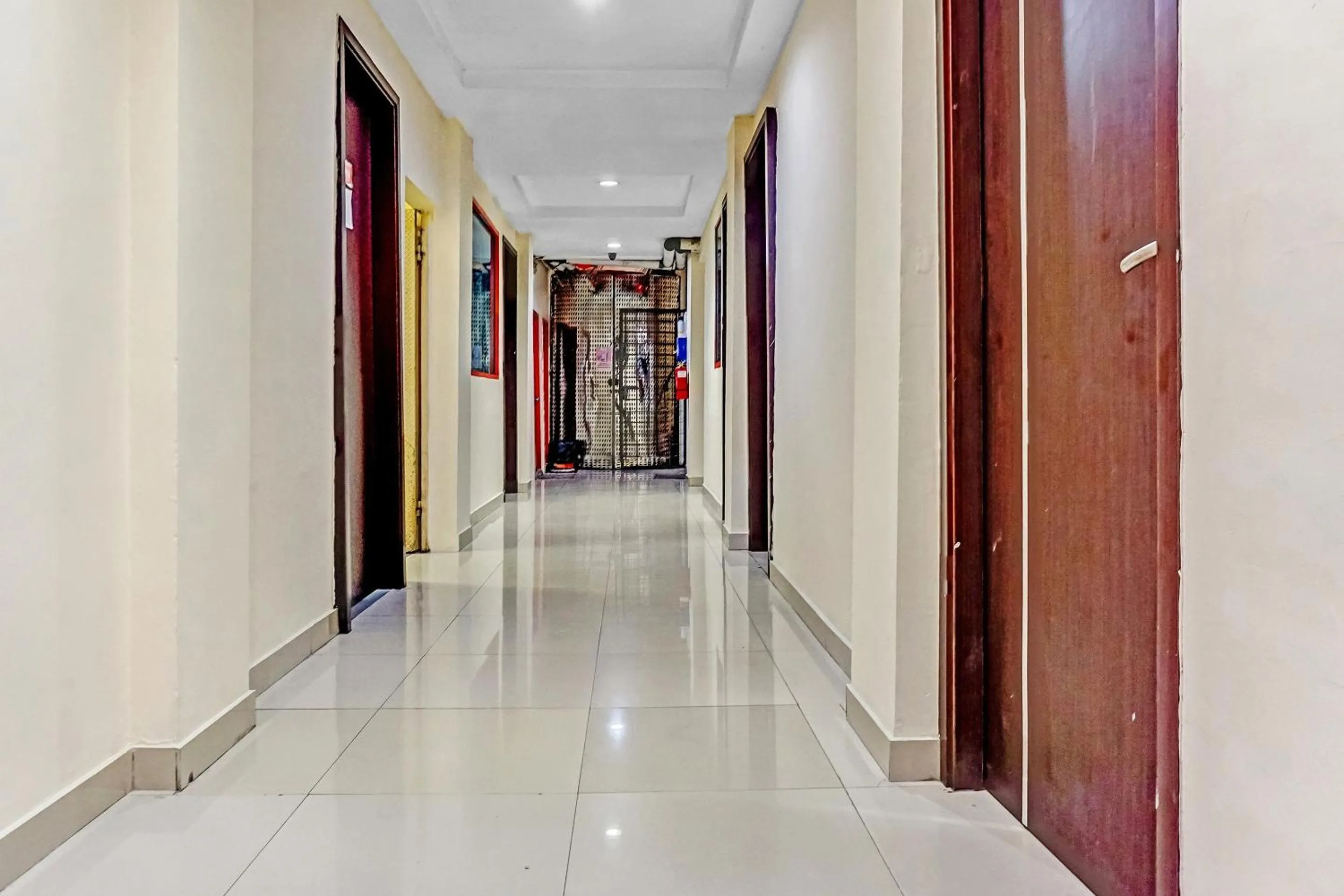 Lobby or reception in Hotel O Point Hostel